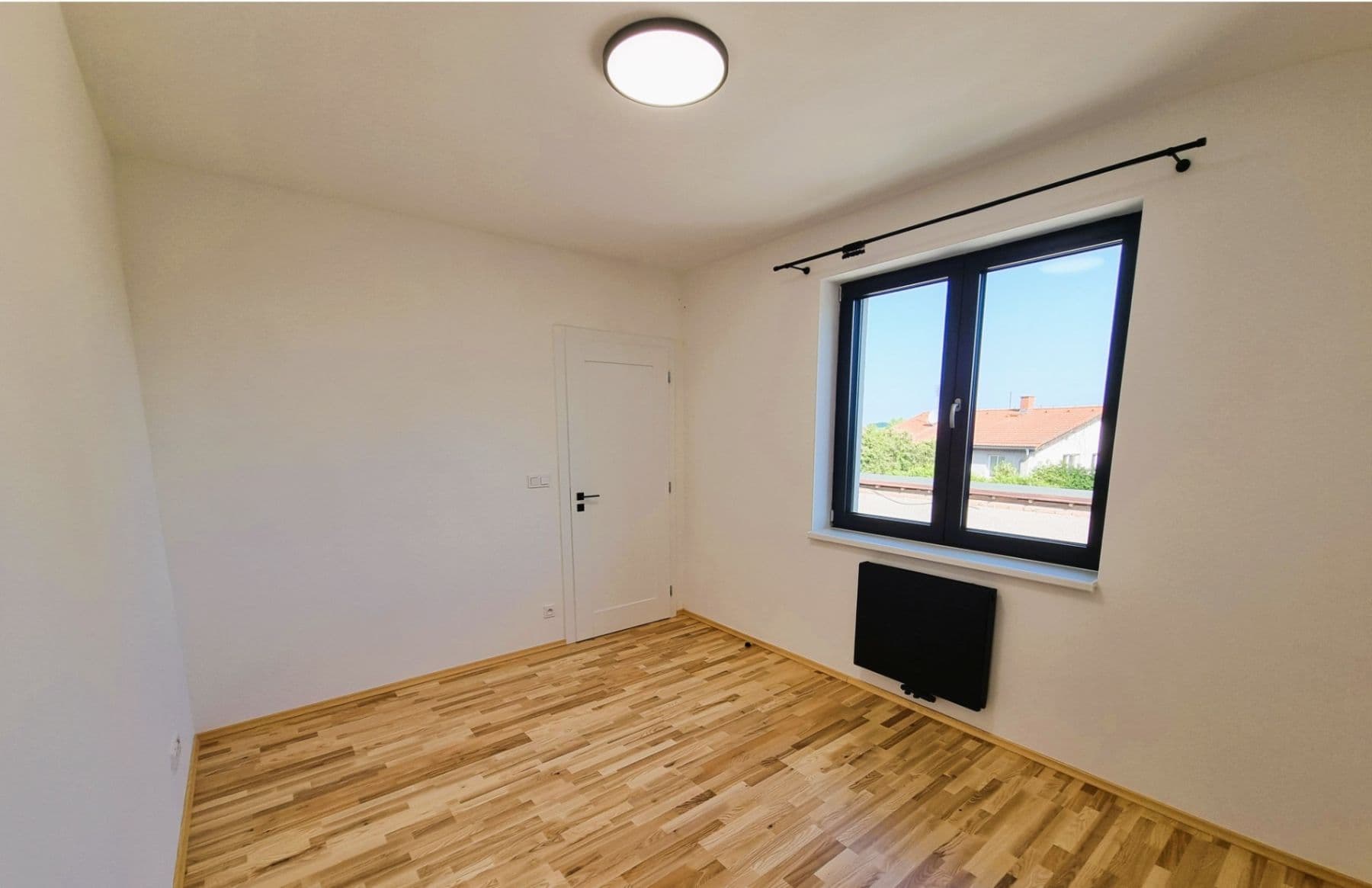 Prenájom bytu 3-izbový 57 m², Kobyliská, Praha, Praha Prenájom bytu 3-izbový 57 m², Kobyliská, Praha, Praha