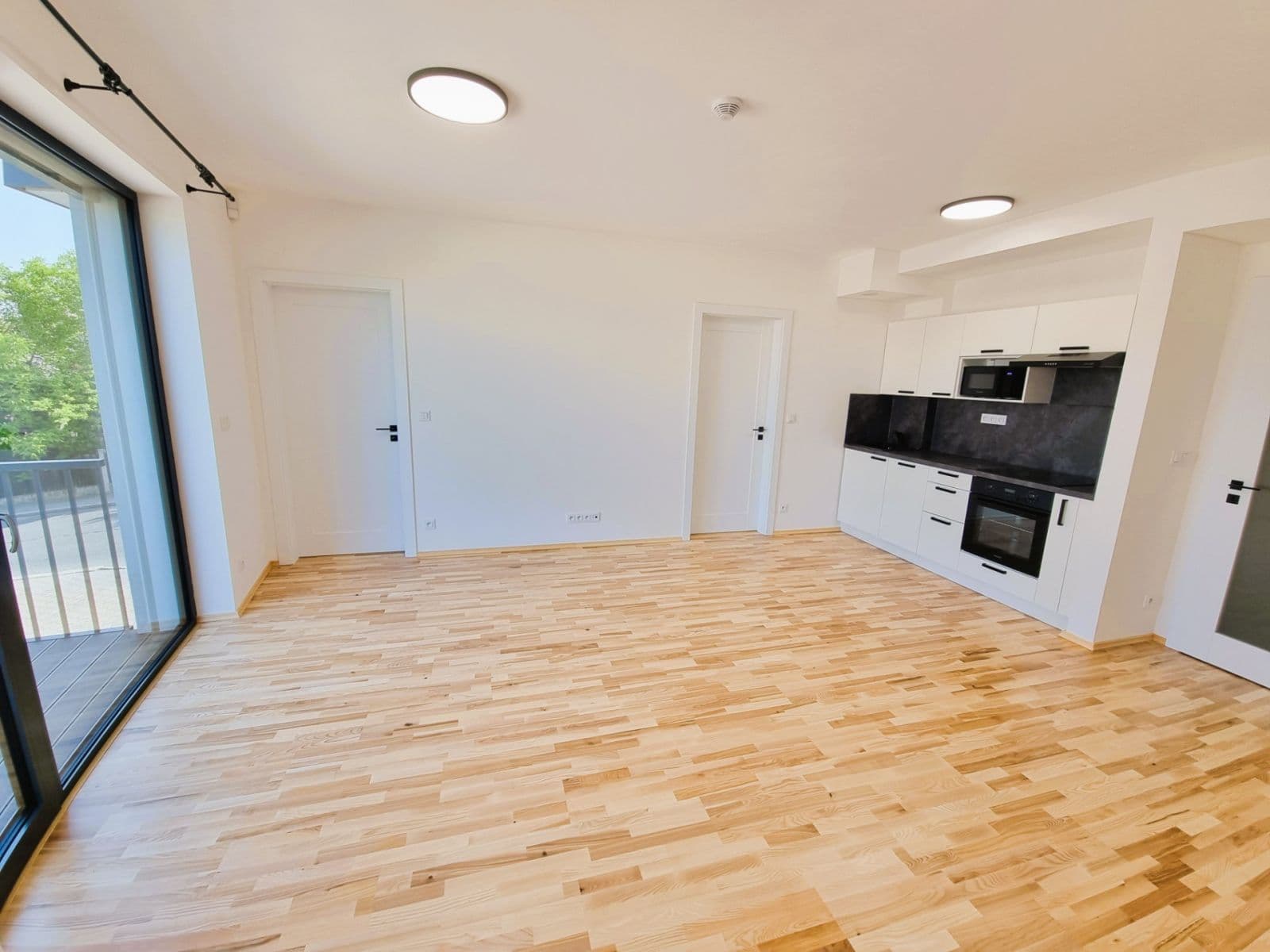 Prenájom bytu 3-izbový 57 m², Kobyliská, Praha, Praha Prenájom bytu 3-izbový 57 m², Kobyliská, Praha, Praha