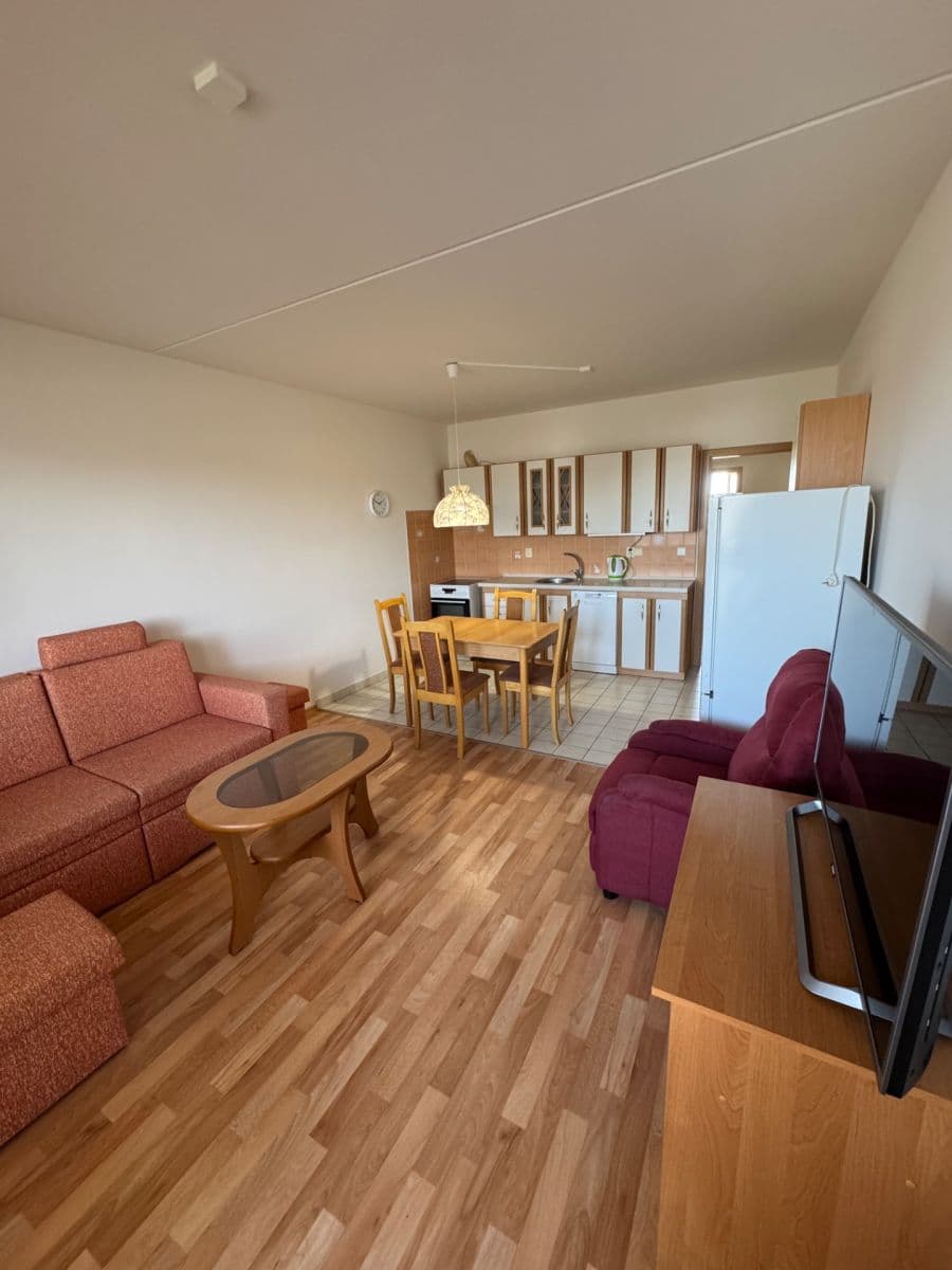 Prenájom bytu 2-izbový 49 m², K Nemocnici, Cheb, Karlovarský kraj Prenájom bytu 2-izbový 49 m², K Nemocnici, Cheb, Karlovarský kraj