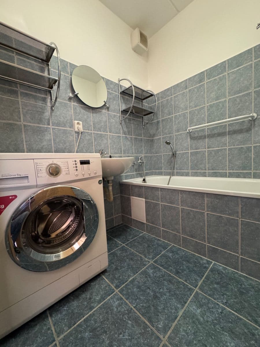 Prenájom bytu 2-izbový 49 m², K Nemocnici, Cheb, Karlovarský kraj Prenájom bytu 2-izbový 49 m², K Nemocnici, Cheb, Karlovarský kraj