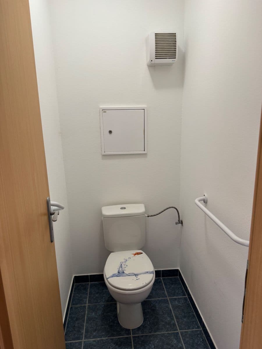 Prenájom bytu 2-izbový 49 m², K Nemocnici, Cheb, Karlovarský kraj Prenájom bytu 2-izbový 49 m², K Nemocnici, Cheb, Karlovarský kraj