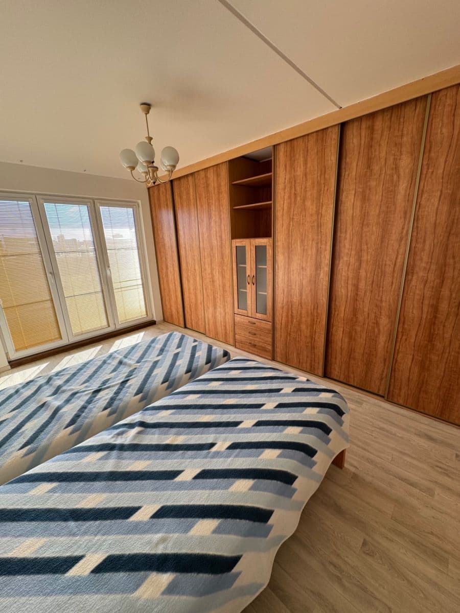 Prenájom bytu 2-izbový 49 m², K Nemocnici, Cheb, Karlovarský kraj Prenájom bytu 2-izbový 49 m², K Nemocnici, Cheb, Karlovarský kraj