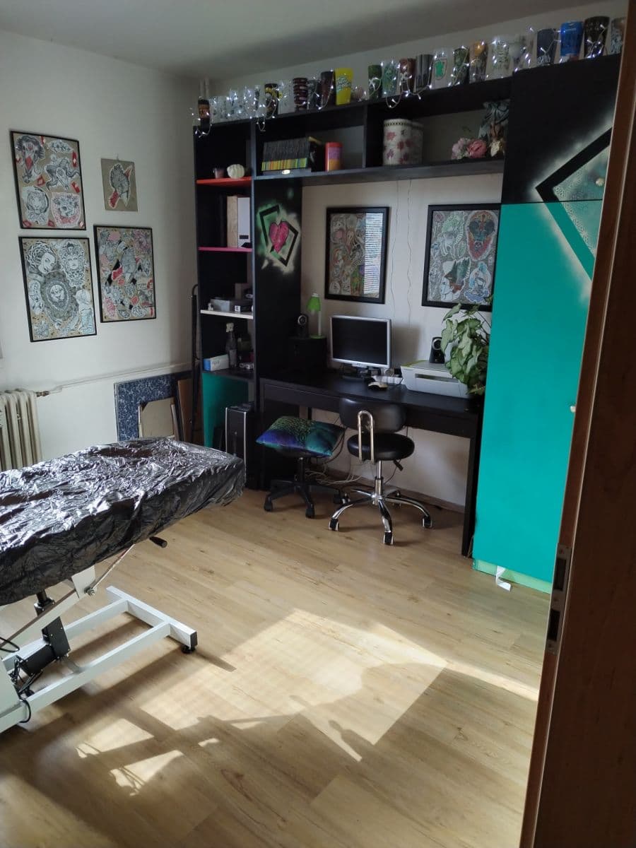 Prenájom bytu 3-izbový 13 m², Peškova, Ústí nad Labem, Ústecký kraj Prenájom bytu 3-izbový 13 m², Peškova, Ústí nad Labem, Ústecký kraj