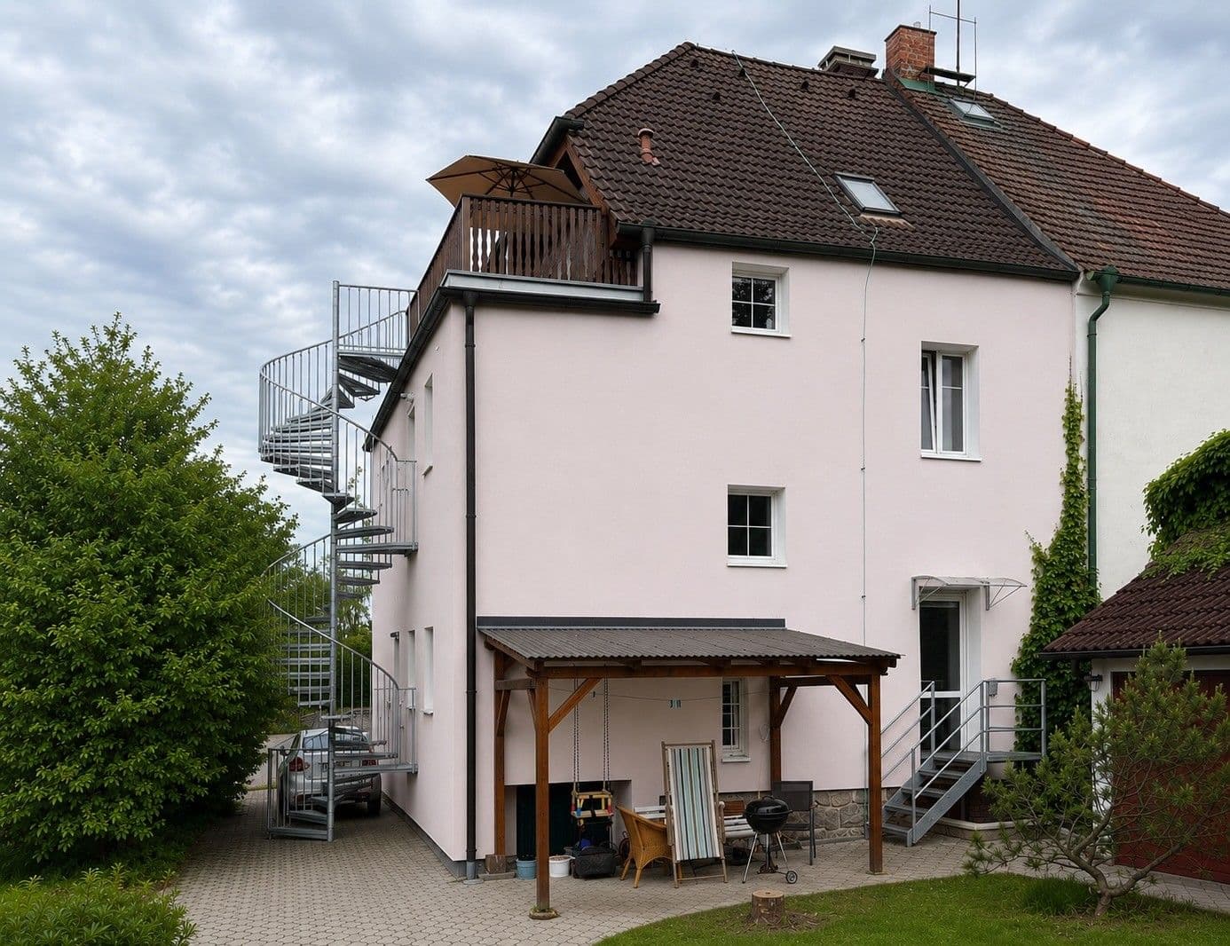 Predaj domu 270 m², pozemek 433 m², Jubilejní, Plzeň, Plzeňský kraj Predaj domu 270 m², pozemek 433 m², Jubilejní, Plzeň, Plzeňský kraj
