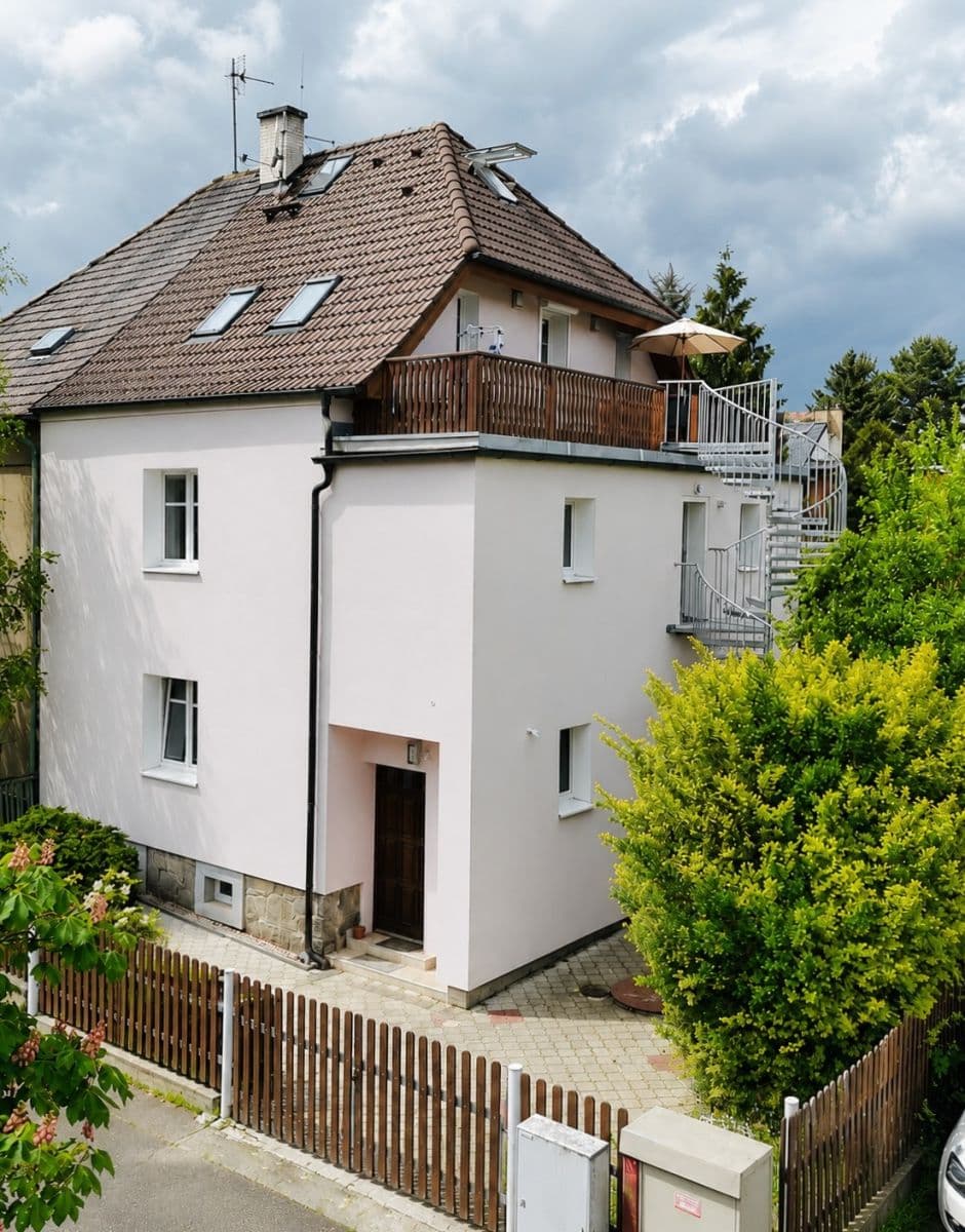 Predaj domu 270 m², pozemek 433 m², Jubilejní, Plzeň, Plzeňský kraj Predaj domu 270 m², pozemek 433 m², Jubilejní, Plzeň, Plzeňský kraj