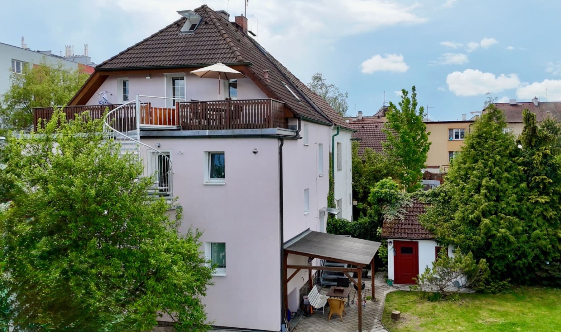 Predaj domu 270 m², pozemek 433 m², Jubilejní, Plzeň, Plzeňský kraj Predaj domu 270 m², pozemek 433 m², Jubilejní, Plzeň, Plzeňský kraj