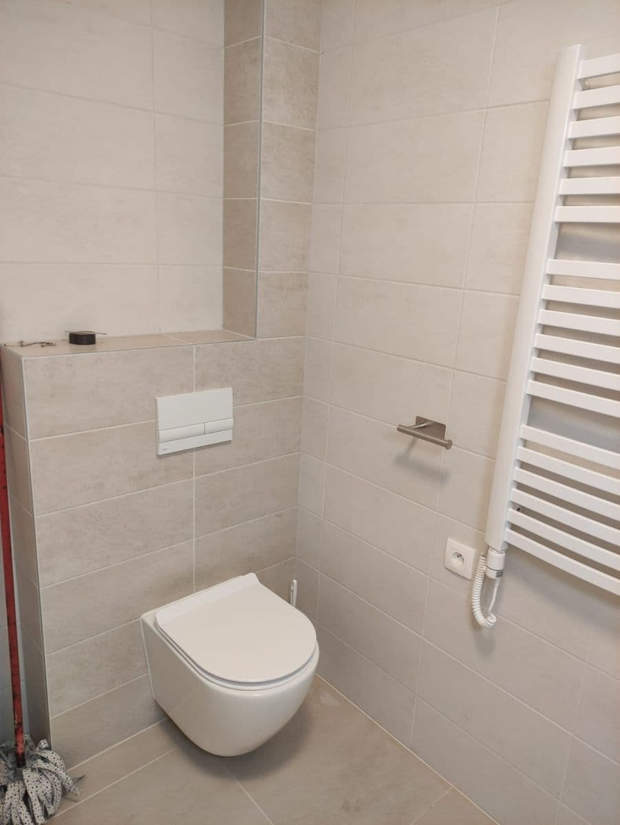 Prenájom bytu 1-izbový 33 m², Hrnčířská, Uhlířské Janovice, Středočeský kraj Prenájom bytu 1-izbový 33 m², Hrnčířská, Uhlířské Janovice, Středočeský kraj