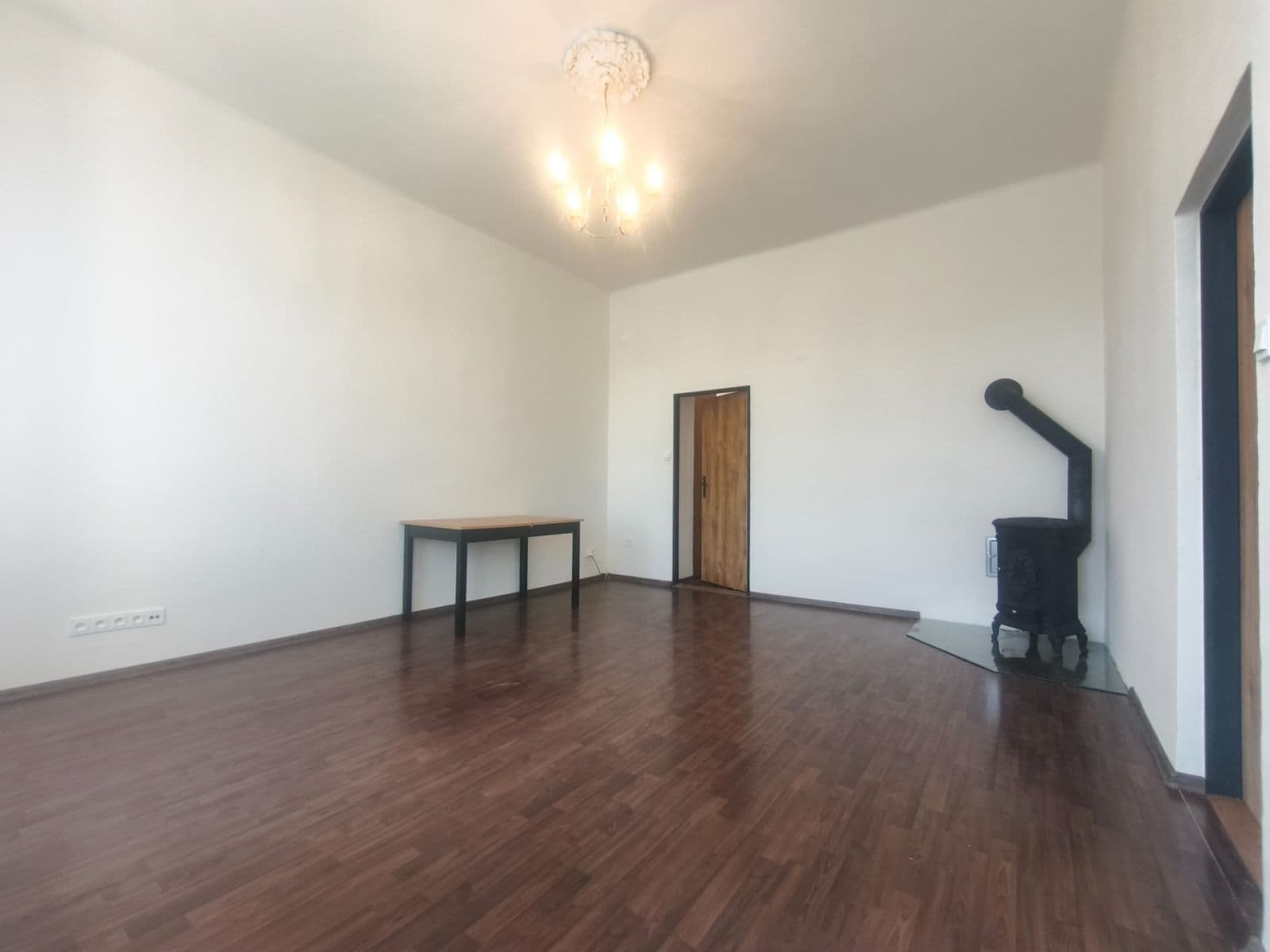 Prenájom bytu 3-izbový 88 m², Krátká, Svitavy, Pardubický kraj Prenájom bytu 3-izbový 88 m², Krátká, Svitavy, Pardubický kraj