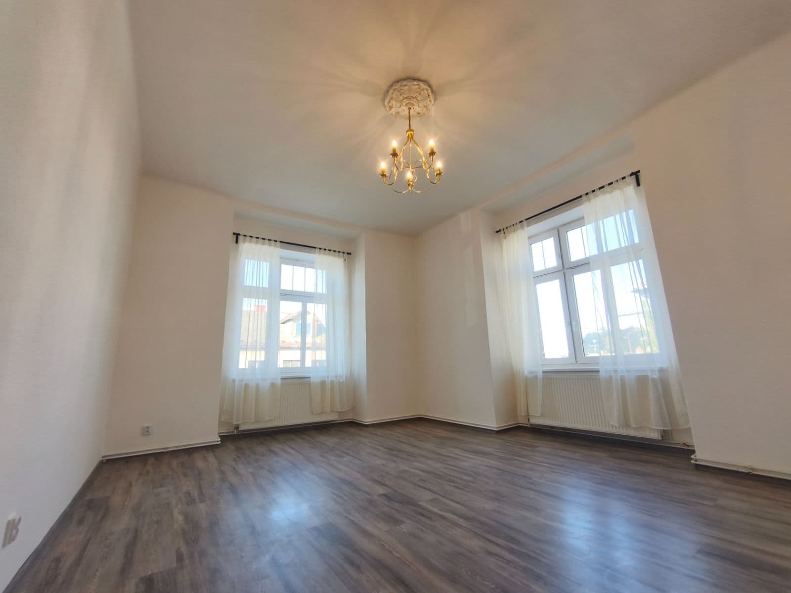 Prenájom bytu 3-izbový 88 m², Krátká, Svitavy, Pardubický kraj Prenájom bytu 3-izbový 88 m², Krátká, Svitavy, Pardubický kraj