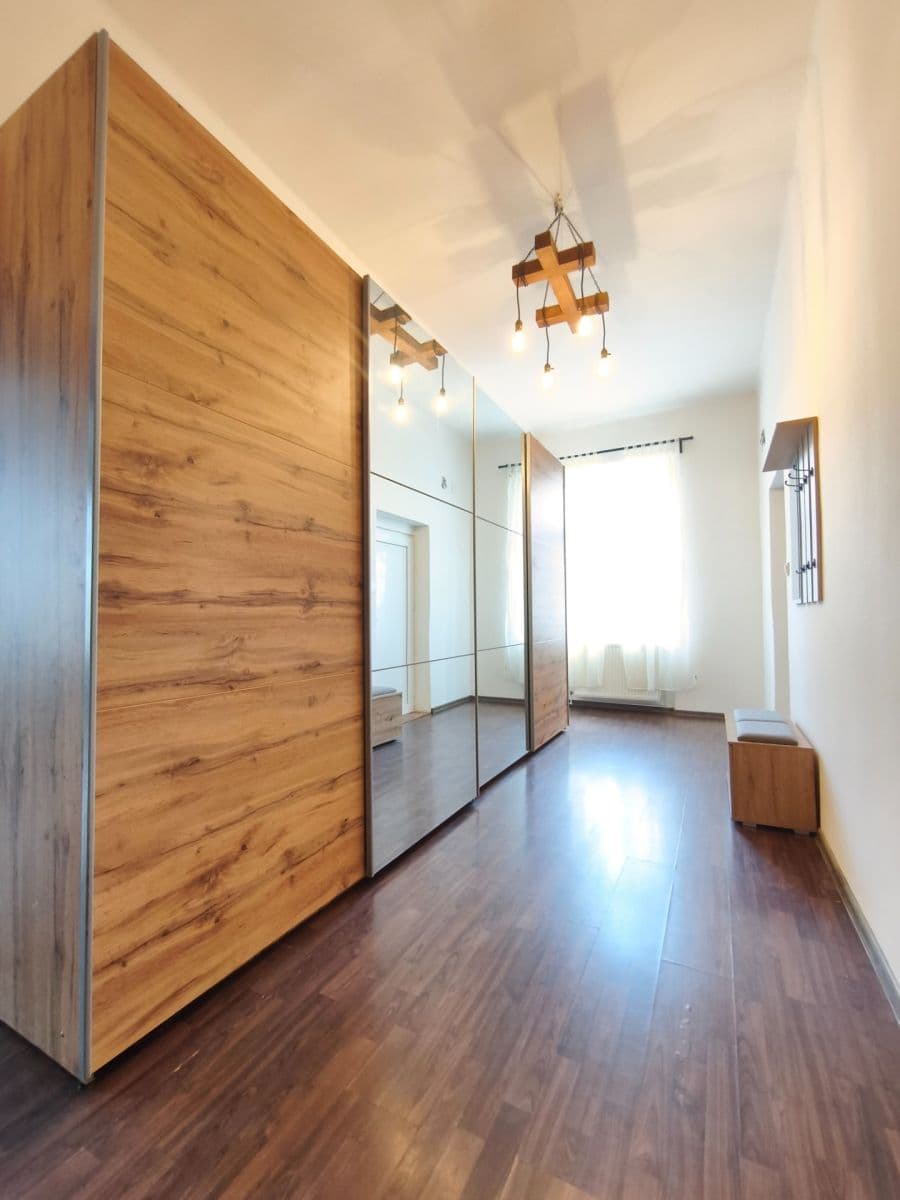 Prenájom bytu 3-izbový 88 m², Krátká, Svitavy, Pardubický kraj Prenájom bytu 3-izbový 88 m², Krátká, Svitavy, Pardubický kraj