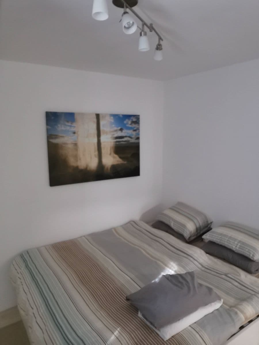 Prenájom bytu 3-izbový 87 m², Tobrucká, Praha, Praha Prenájom bytu 3-izbový 87 m², Tobrucká, Praha, Praha