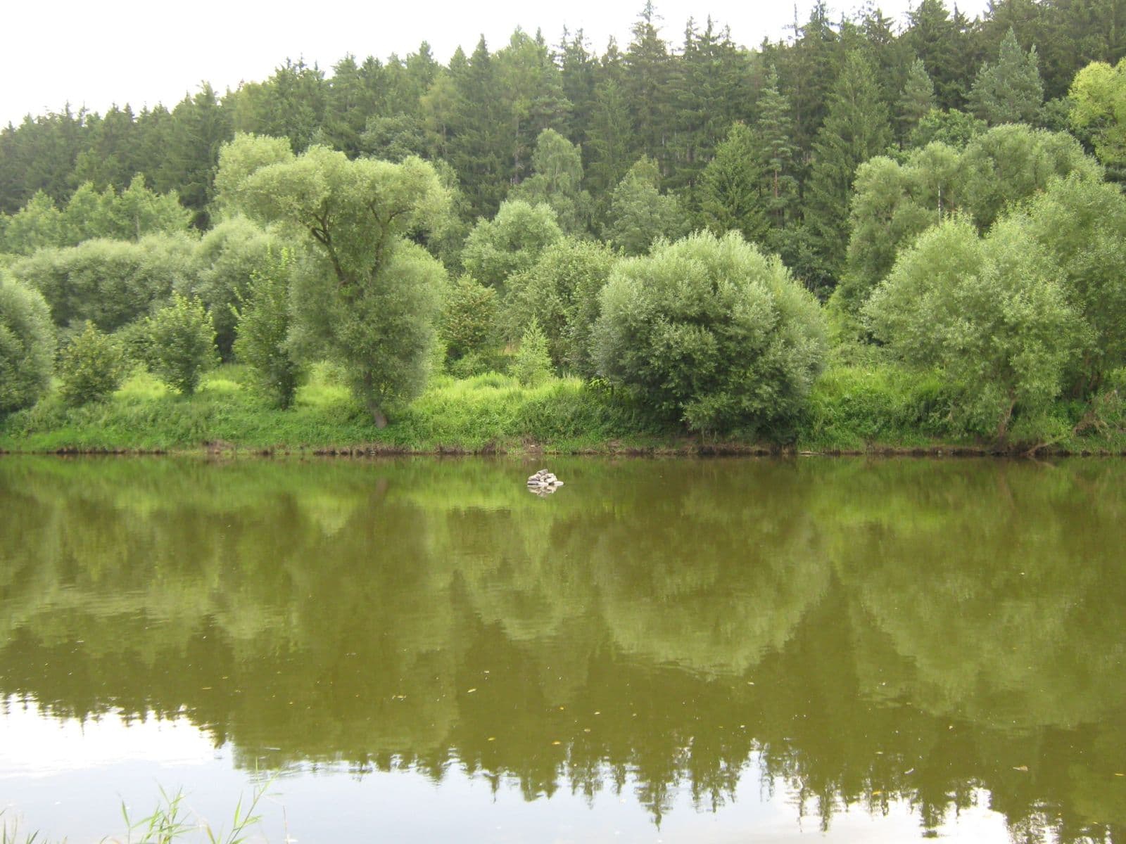Predaj rekreačného objektu 150 m², pozemek 2.093 m², Chocerady, Středočeský kraj Predaj rekreačného objektu 150 m², pozemek 2.093 m², Chocerady, Středočeský kraj