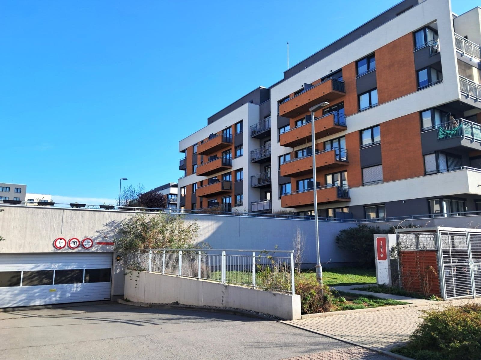 Prenájom bytu 1-izbový 29 m², Do Zahrádek Ⅰ, Praha, Praha Prenájom bytu 1-izbový 29 m², Do Zahrádek Ⅰ, Praha, Praha
