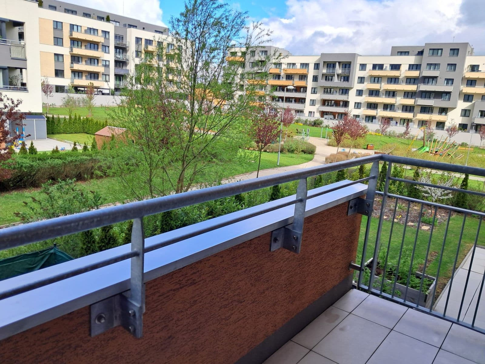 Prenájom bytu 1-izbový 29 m², Do Zahrádek Ⅰ, Praha, Praha Prenájom bytu 1-izbový 29 m², Do Zahrádek Ⅰ, Praha, Praha