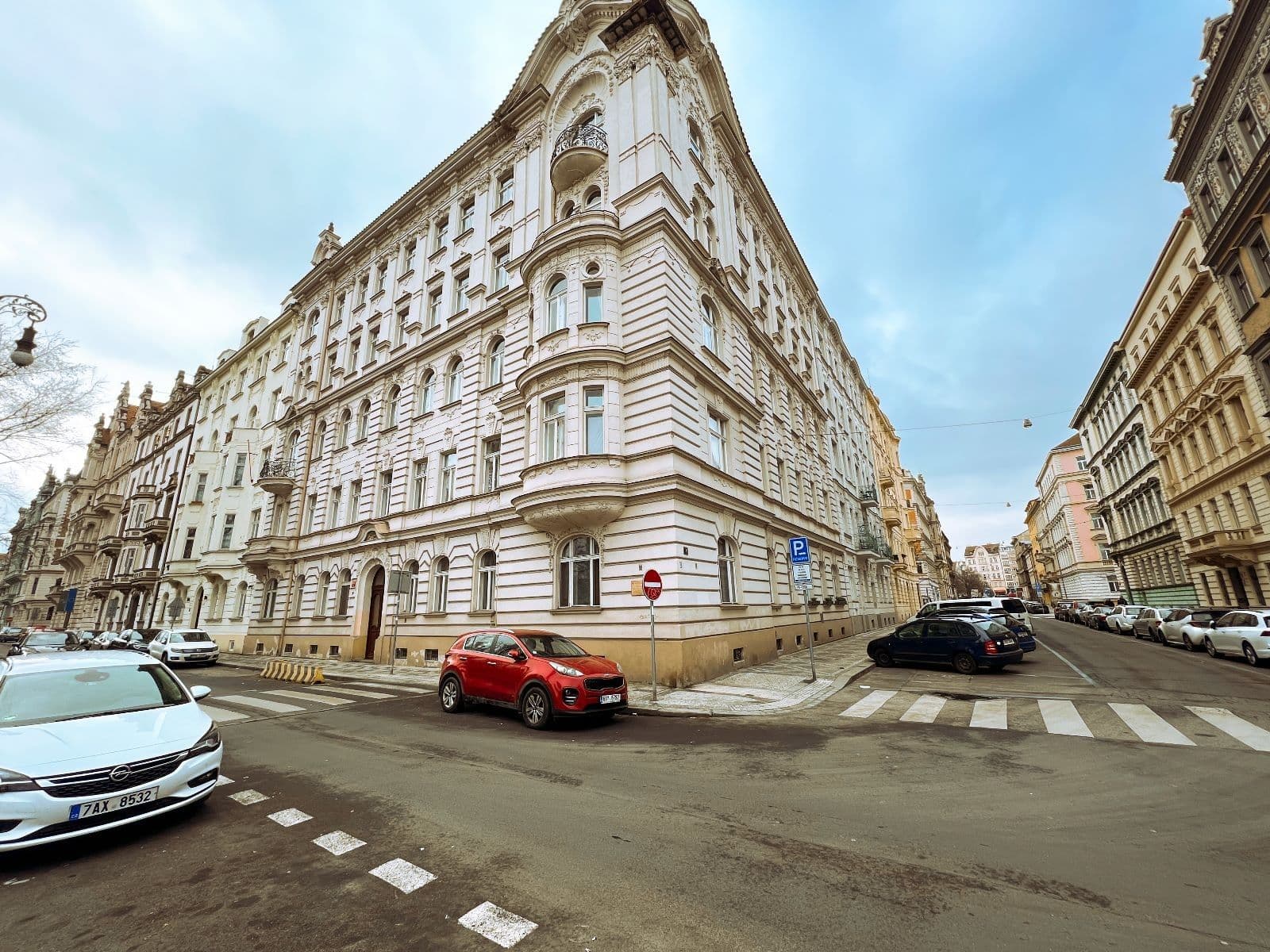 Predaj bytu 2-izbový 82 m², Janáčkovo nábřeží, Praha, Praha Predaj bytu 2-izbový 82 m², Janáčkovo nábřeží, Praha, Praha