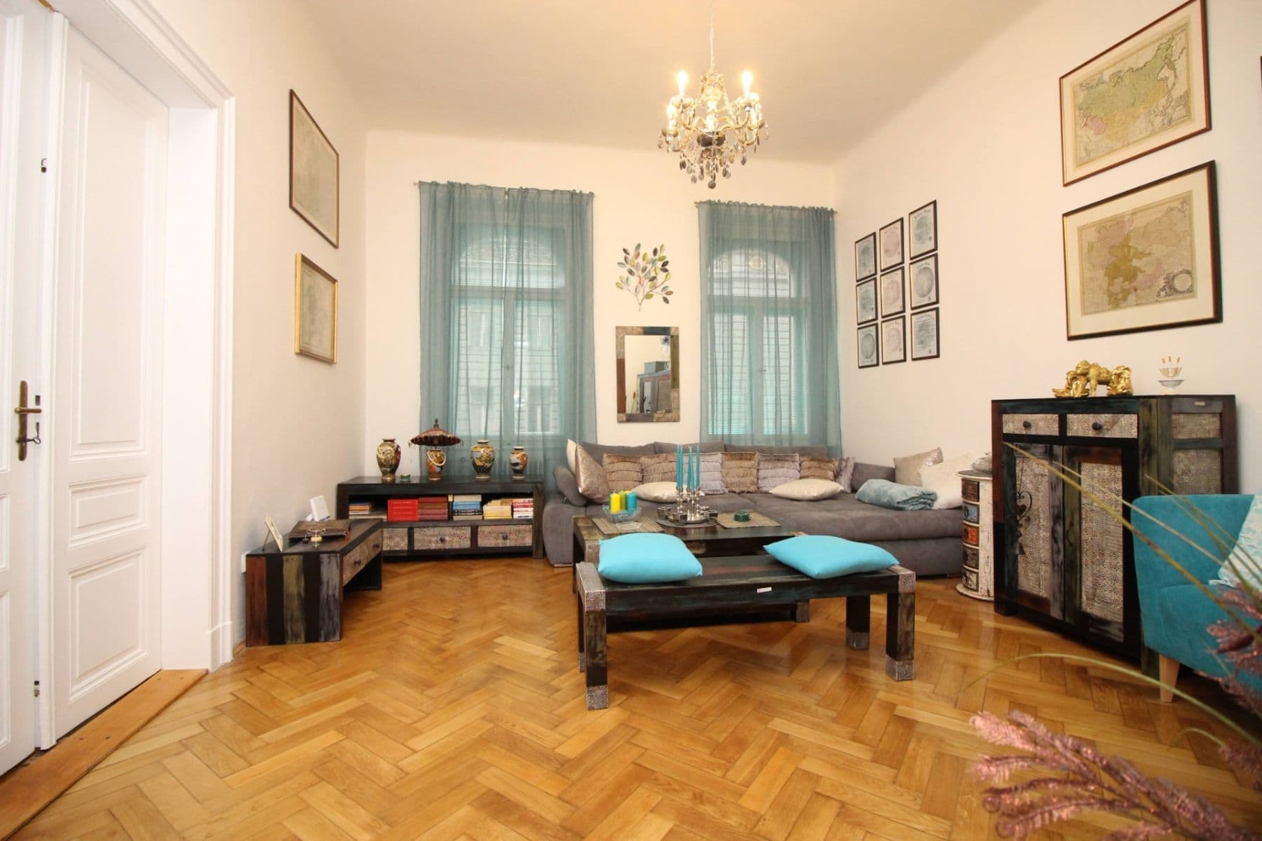 Predaj bytu 2-izbový 82 m², Janáčkovo nábřeží, Praha, Praha Predaj bytu 2-izbový 82 m², Janáčkovo nábřeží, Praha, Praha