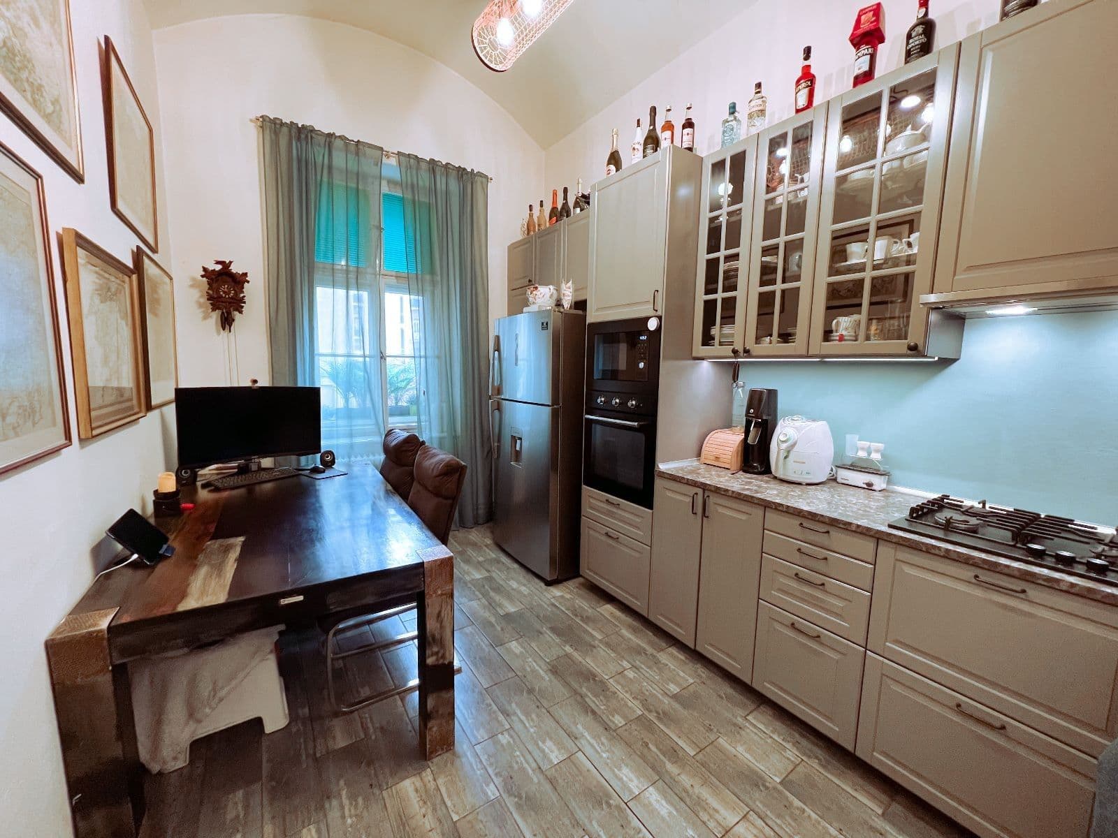 Predaj bytu 2-izbový 82 m², Janáčkovo nábřeží, Praha, Praha Predaj bytu 2-izbový 82 m², Janáčkovo nábřeží, Praha, Praha