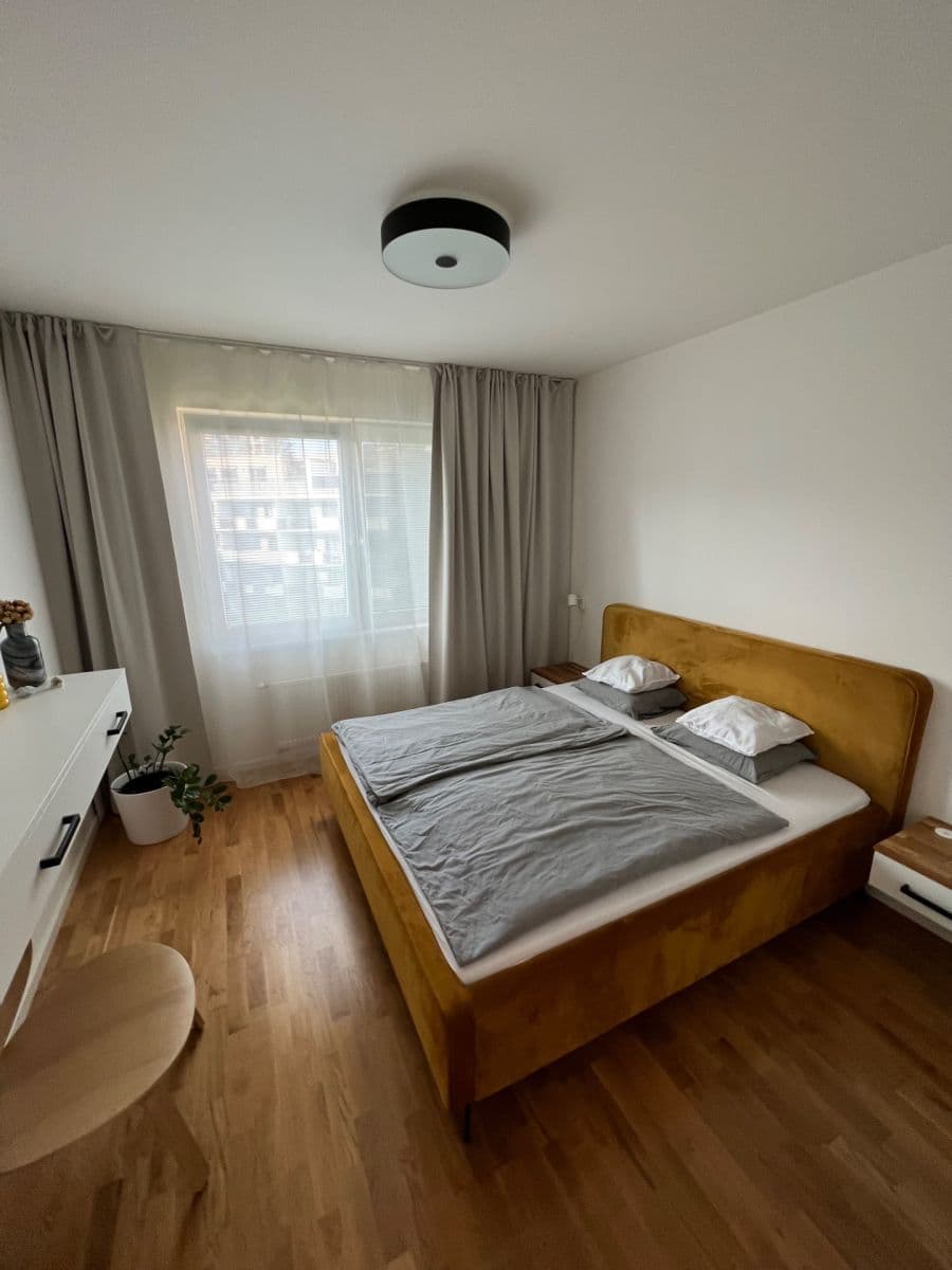 Predaj bytu 3-izbový 81 m², Saarinenova, Praha, Praha Predaj bytu 3-izbový 81 m², Saarinenova, Praha, Praha