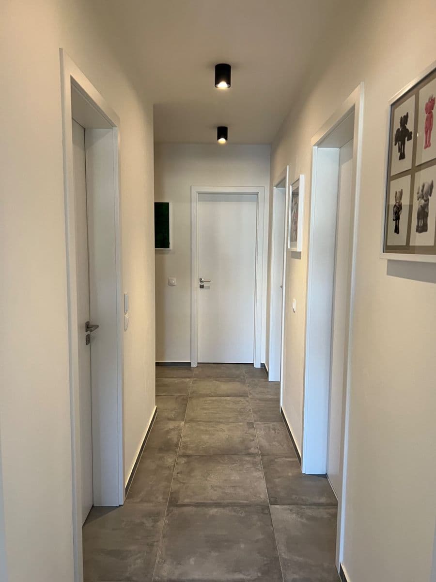 Predaj bytu 3-izbový 81 m², Saarinenova, Praha, Praha Predaj bytu 3-izbový 81 m², Saarinenova, Praha, Praha