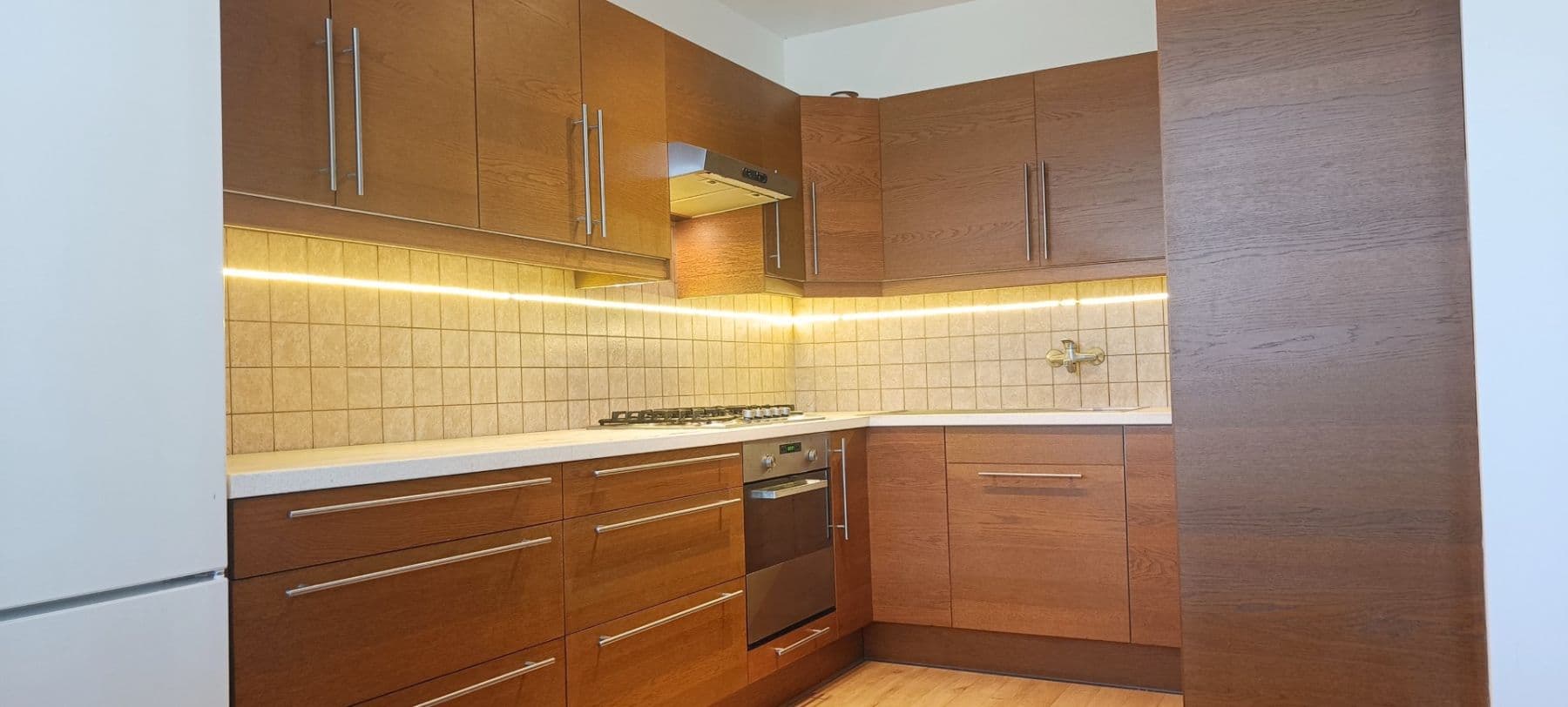 Predaj bytu 3-izbový 70 m², Nad Stadionem, Králův Dvůr, Středočeský kraj Predaj bytu 3-izbový 70 m², Nad Stadionem, Králův Dvůr, Středočeský kraj