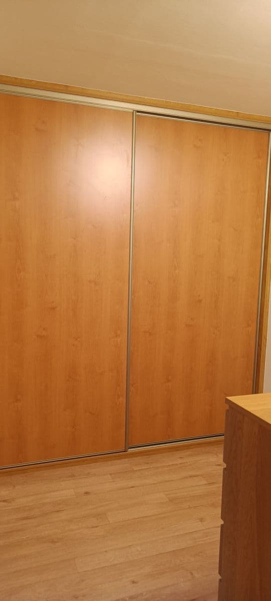 Predaj bytu 3-izbový 70 m², Nad Stadionem, Králův Dvůr, Středočeský kraj Predaj bytu 3-izbový 70 m², Nad Stadionem, Králův Dvůr, Středočeský kraj