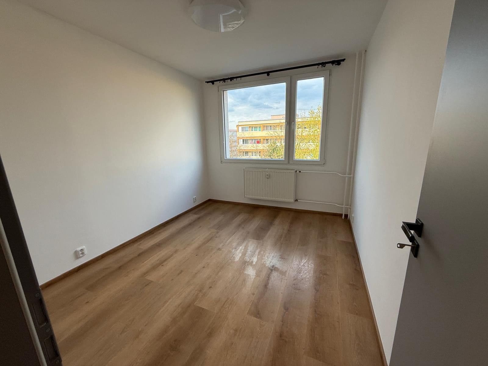 Prenájom bytu 3-izbový 72 m², Moravcova, Kolín, Středočeský kraj Prenájom bytu 3-izbový 72 m², Moravcova, Kolín, Středočeský kraj