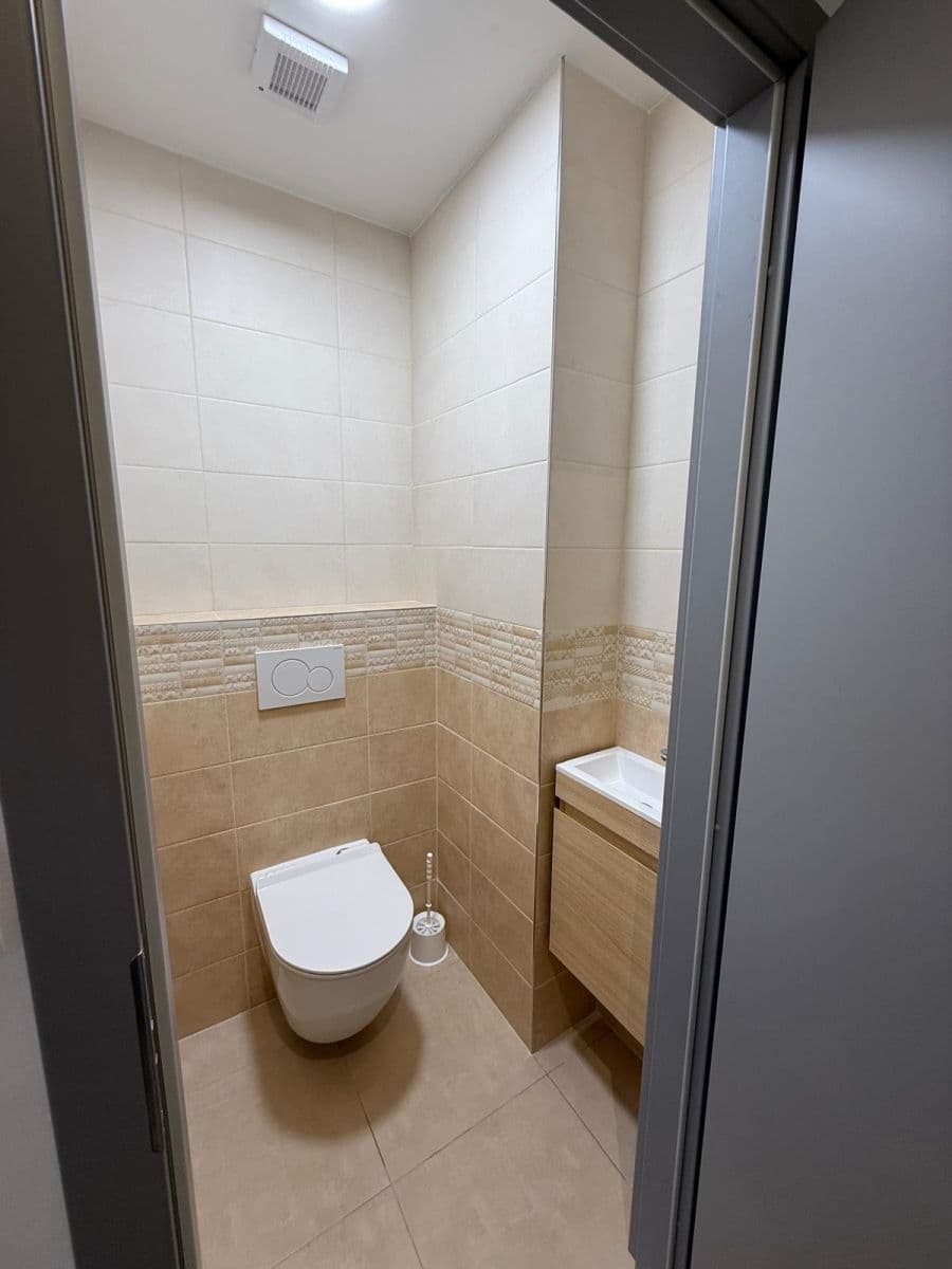 Prenájom bytu 3-izbový 72 m², Moravcova, Kolín, Středočeský kraj Prenájom bytu 3-izbový 72 m², Moravcova, Kolín, Středočeský kraj