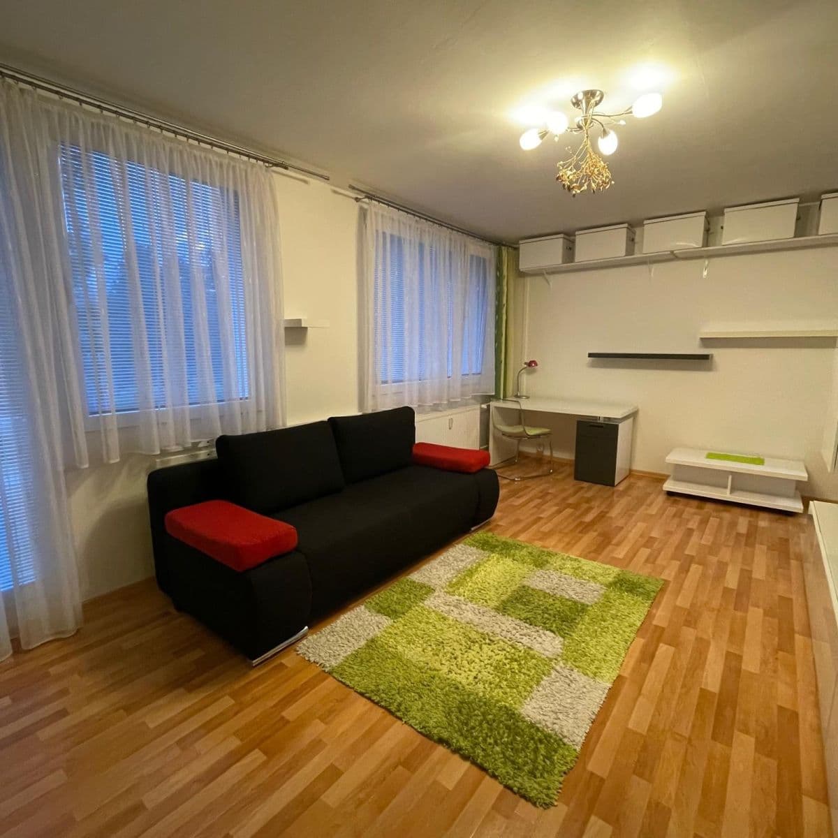 Prenájom bytu 1-izbový 33 m², Šimůnkova, Praha, Praha Prenájom bytu 1-izbový 33 m², Šimůnkova, Praha, Praha