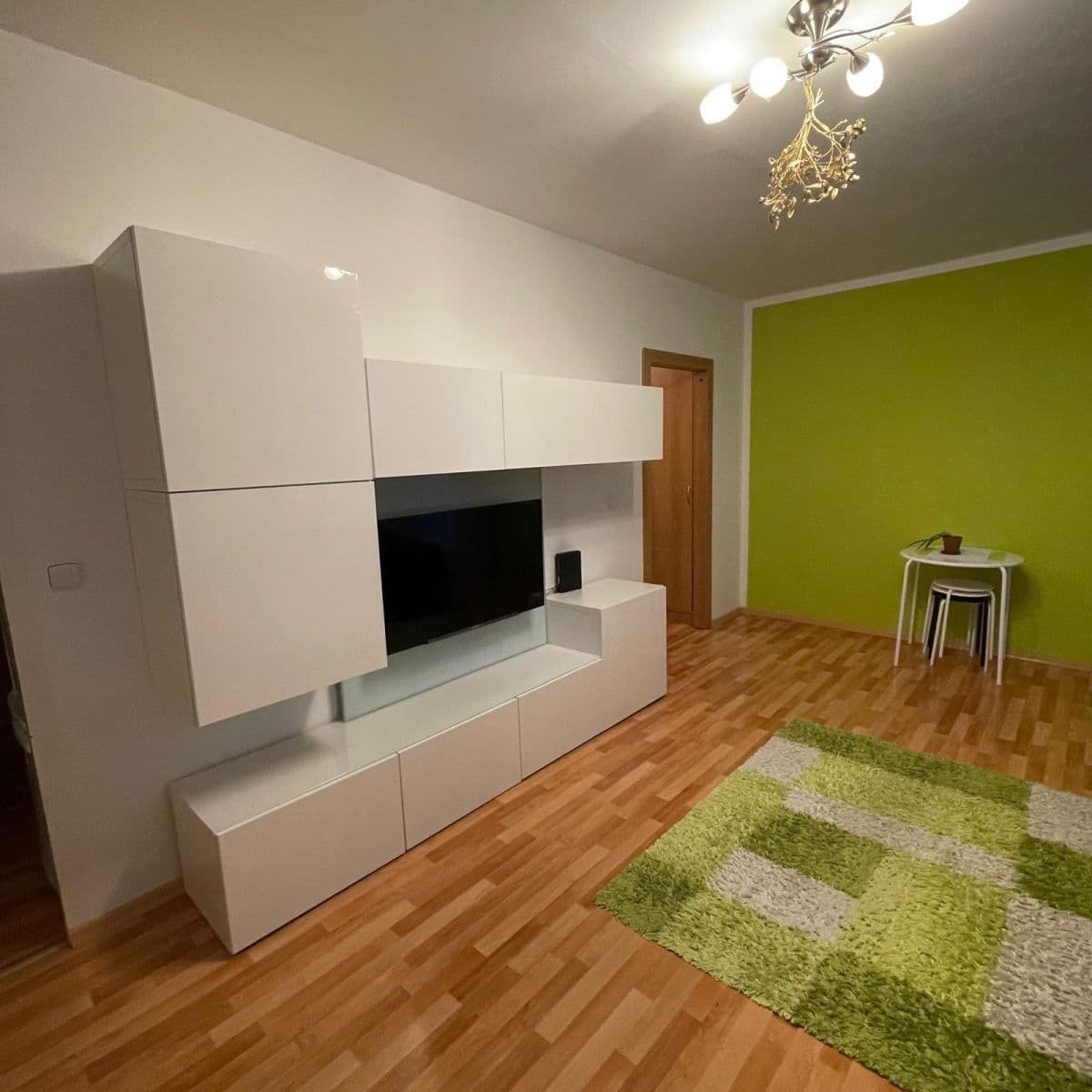 Prenájom bytu 1-izbový 33 m², Šimůnkova, Praha, Praha Prenájom bytu 1-izbový 33 m², Šimůnkova, Praha, Praha