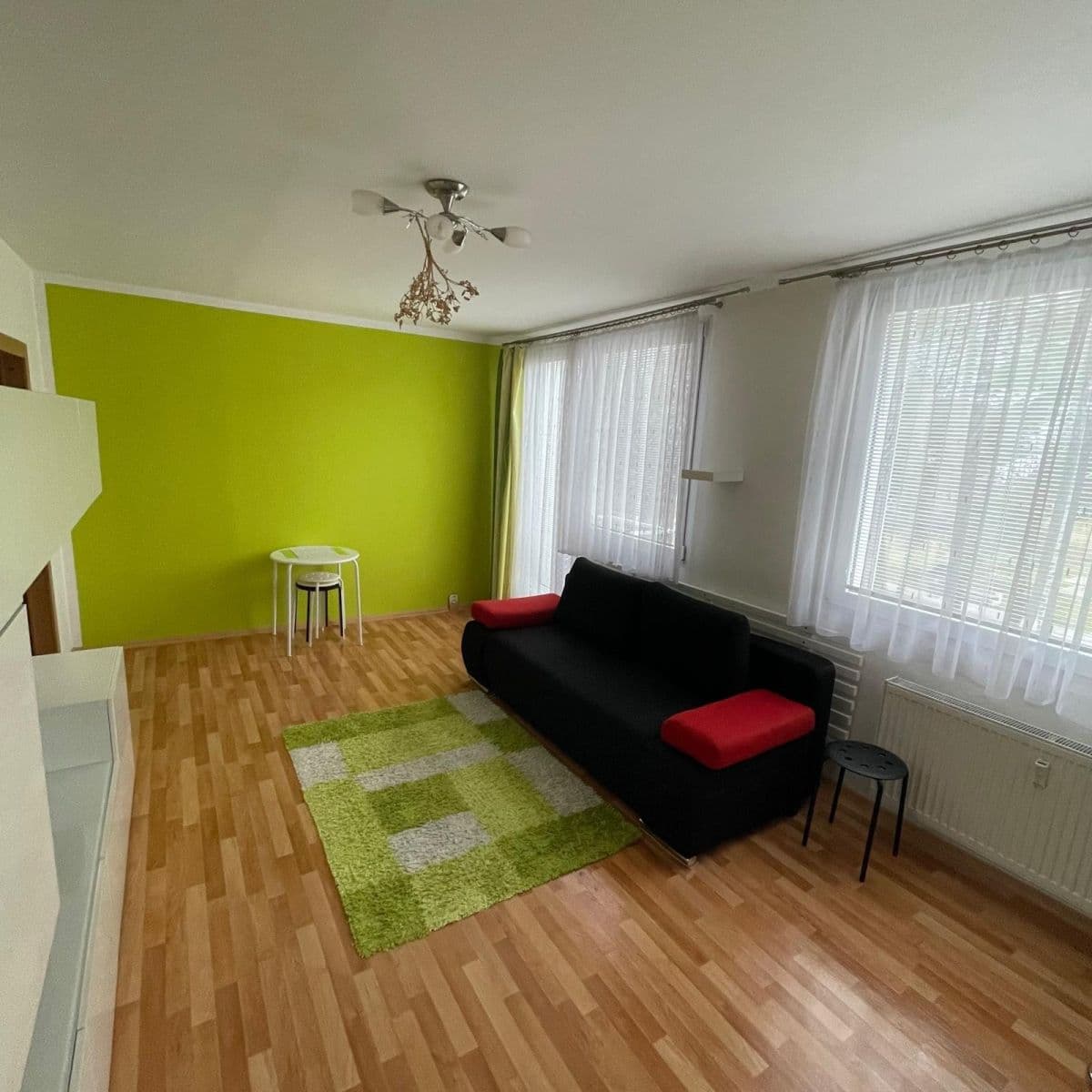 Prenájom bytu 1-izbový 33 m², Šimůnkova, Praha, Praha Prenájom bytu 1-izbový 33 m², Šimůnkova, Praha, Praha
