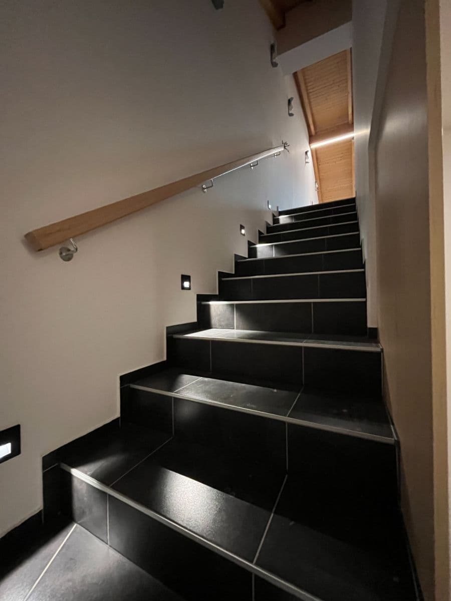 Prenájom bytu 2-izbový 87 m², Klabalská I, Zlín, Zlínský kraj Prenájom bytu 2-izbový 87 m², Klabalská I, Zlín, Zlínský kraj