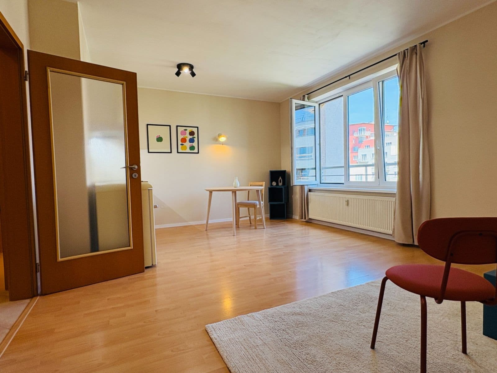 Prenájom bytu 1-izbový 33 m², Mattioliho, Praha, Praha Prenájom bytu 1-izbový 33 m², Mattioliho, Praha, Praha
