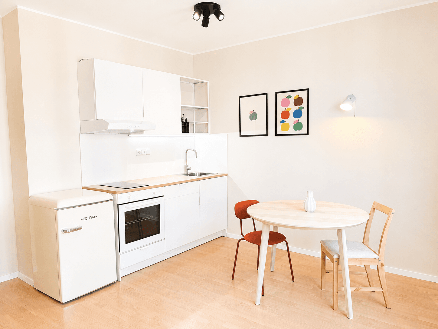Prenájom bytu 1-izbový 33 m², Mattioliho, Praha, Praha Prenájom bytu 1-izbový 33 m², Mattioliho, Praha, Praha