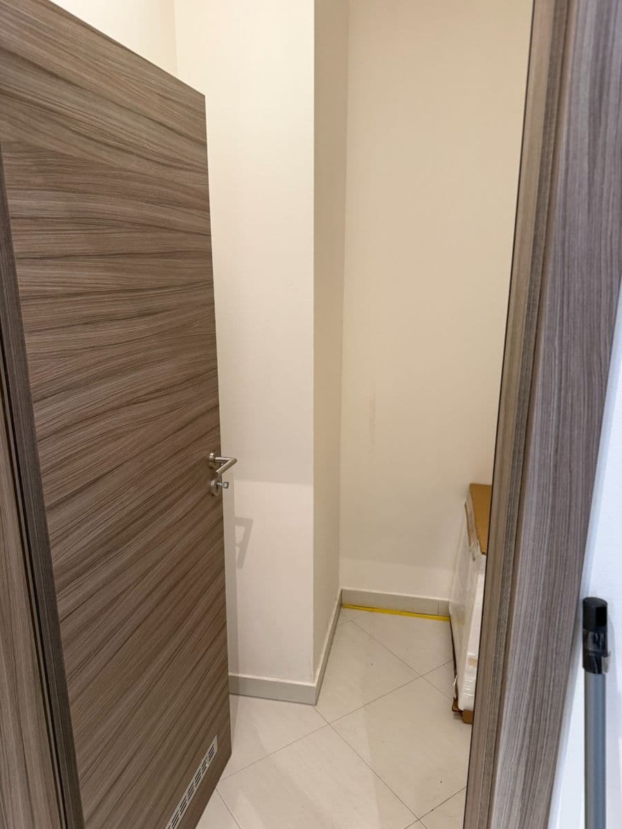 Predaj bytu 2-izbový 64 m², V Háji, Praha, Praha Predaj bytu 2-izbový 64 m², V Háji, Praha, Praha