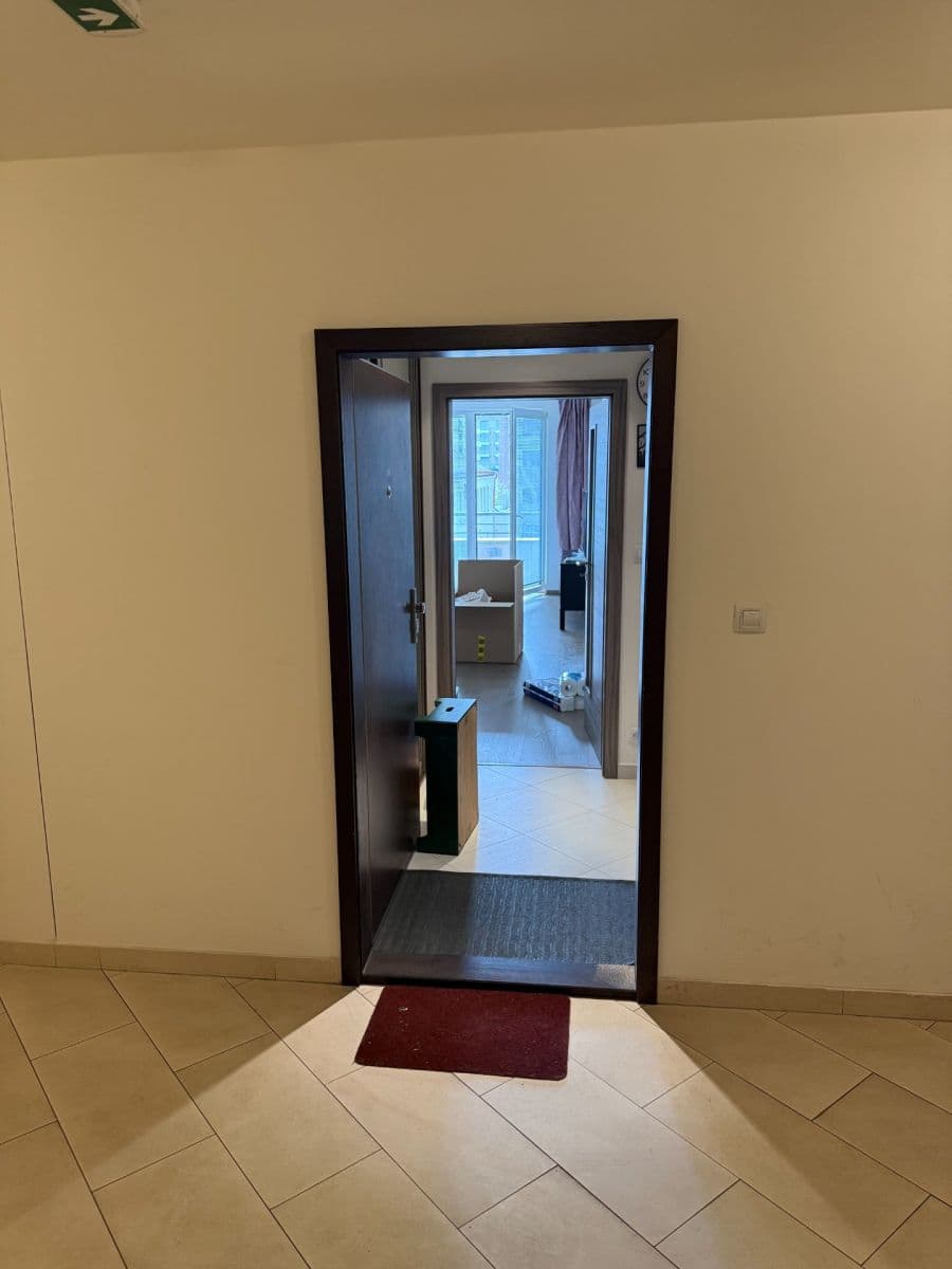 Predaj bytu 2-izbový 64 m², V Háji, Praha, Praha Predaj bytu 2-izbový 64 m², V Háji, Praha, Praha