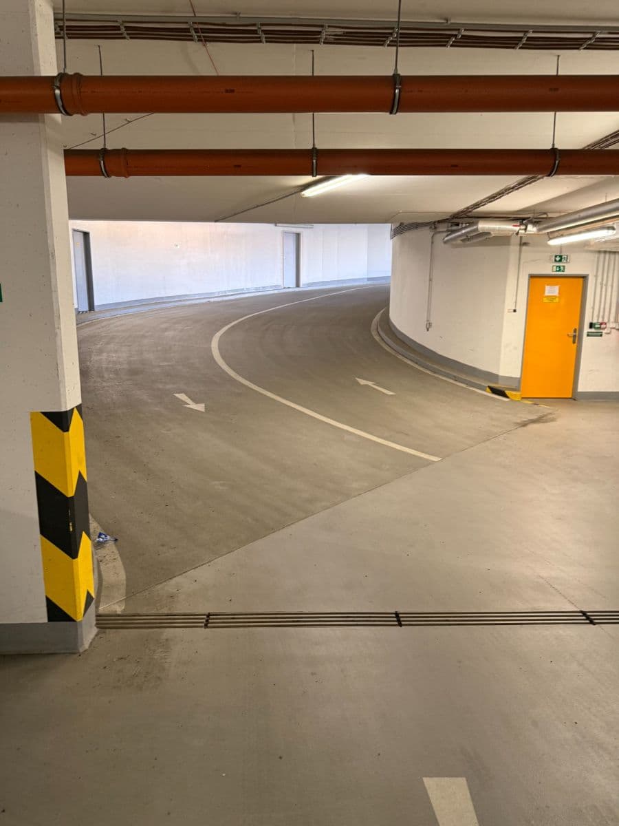 Predaj bytu 2-izbový 64 m², V Háji, Praha, Praha Predaj bytu 2-izbový 64 m², V Háji, Praha, Praha
