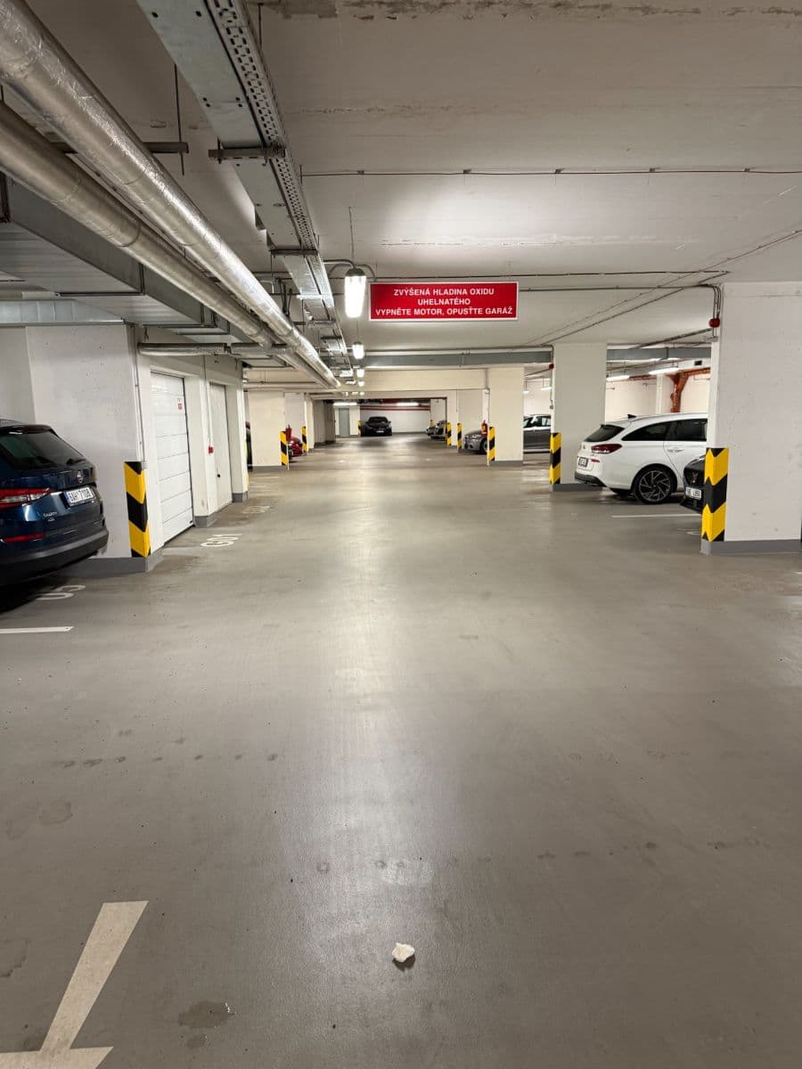 Predaj bytu 2-izbový 64 m², V Háji, Praha, Praha Predaj bytu 2-izbový 64 m², V Háji, Praha, Praha