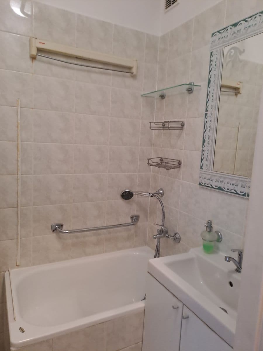 Prenájom bytu 2-izbový 57 m², Antala Staška, Praha, Praha Prenájom bytu 2-izbový 57 m², Antala Staška, Praha, Praha