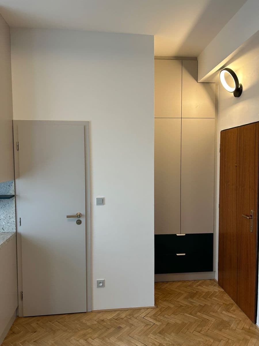 Prenájom bytu 1-izbový 18 m², Na Šťáhlavce, Praha, Praha Prenájom bytu 1-izbový 18 m², Na Šťáhlavce, Praha, Praha