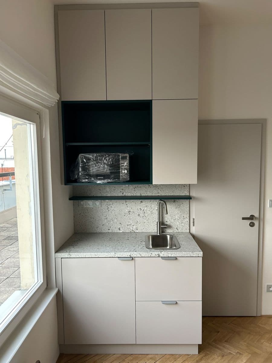 Prenájom bytu 1-izbový 18 m², Na Šťáhlavce, Praha, Praha Prenájom bytu 1-izbový 18 m², Na Šťáhlavce, Praha, Praha