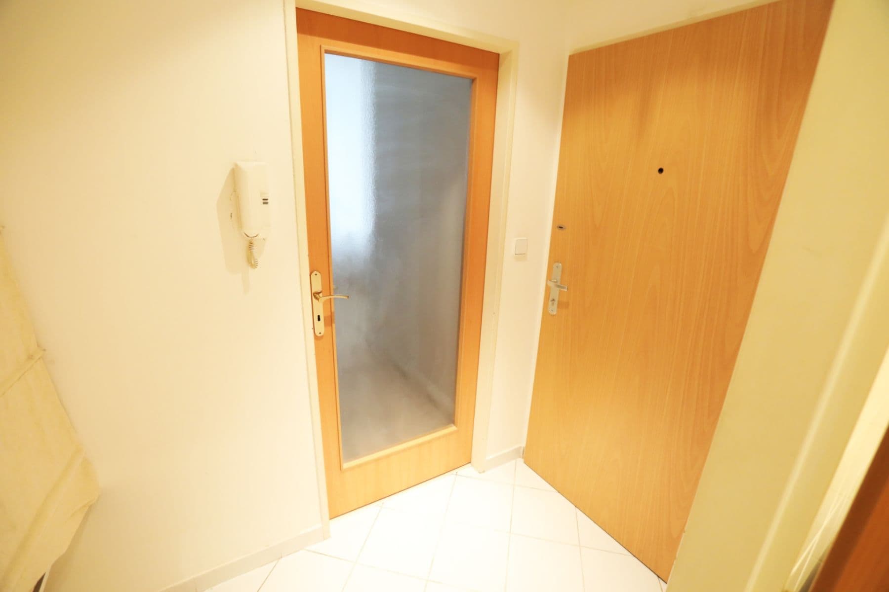 Prenájom bytu 1-izbový 30 m², Francouzská, Praha, Praha Prenájom bytu 1-izbový 30 m², Francouzská, Praha, Praha