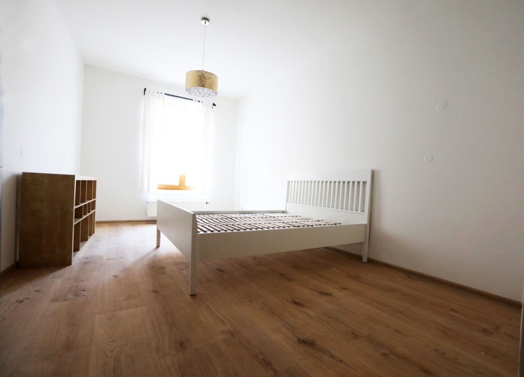 Prenájom bytu 1-izbový 30 m², Francouzská, Praha, Praha Prenájom bytu 1-izbový 30 m², Francouzská, Praha, Praha