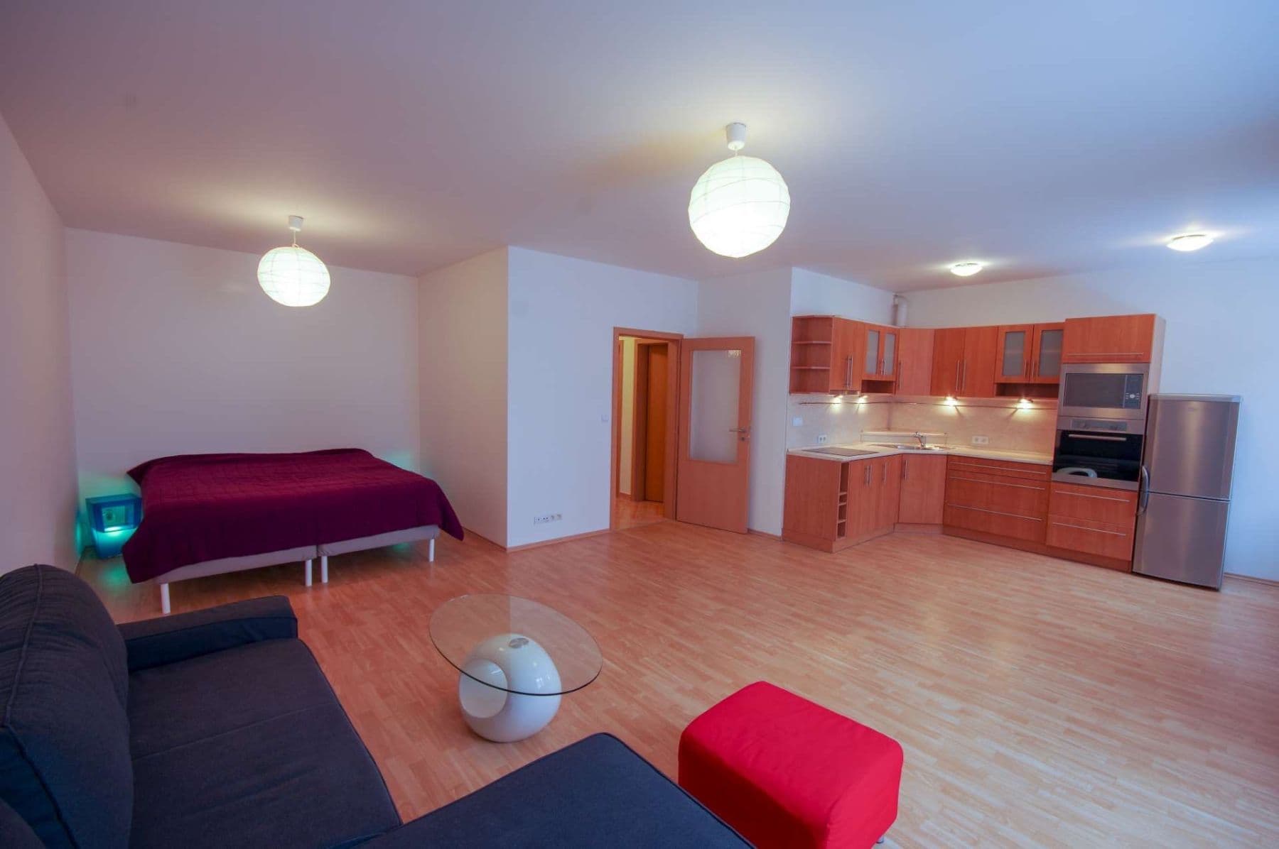 Prenájom bytu 1-izbový 49 m², Novodvorská, Praha, Praha Prenájom bytu 1-izbový 49 m², Novodvorská, Praha, Praha