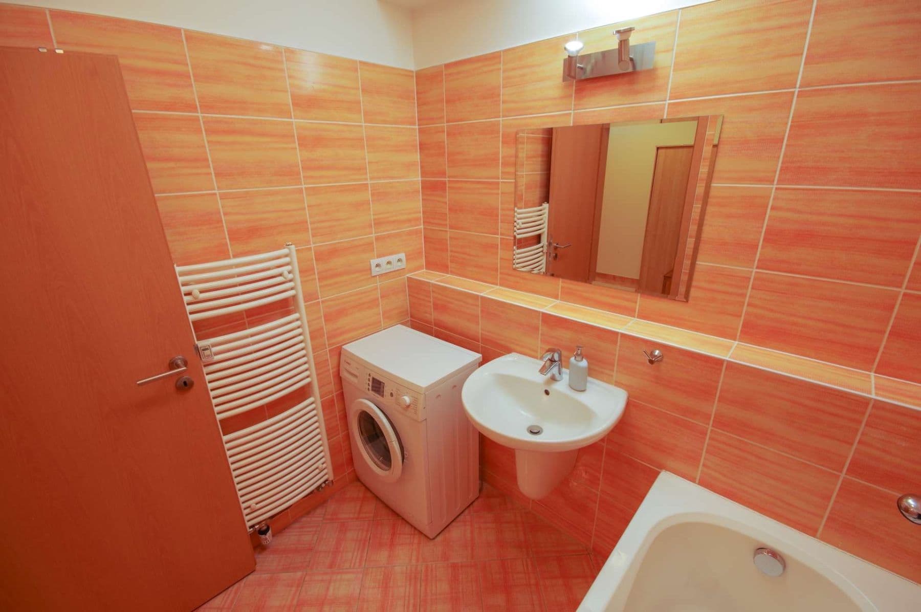 Prenájom bytu 1-izbový 49 m², Novodvorská, Praha, Praha Prenájom bytu 1-izbový 49 m², Novodvorská, Praha, Praha