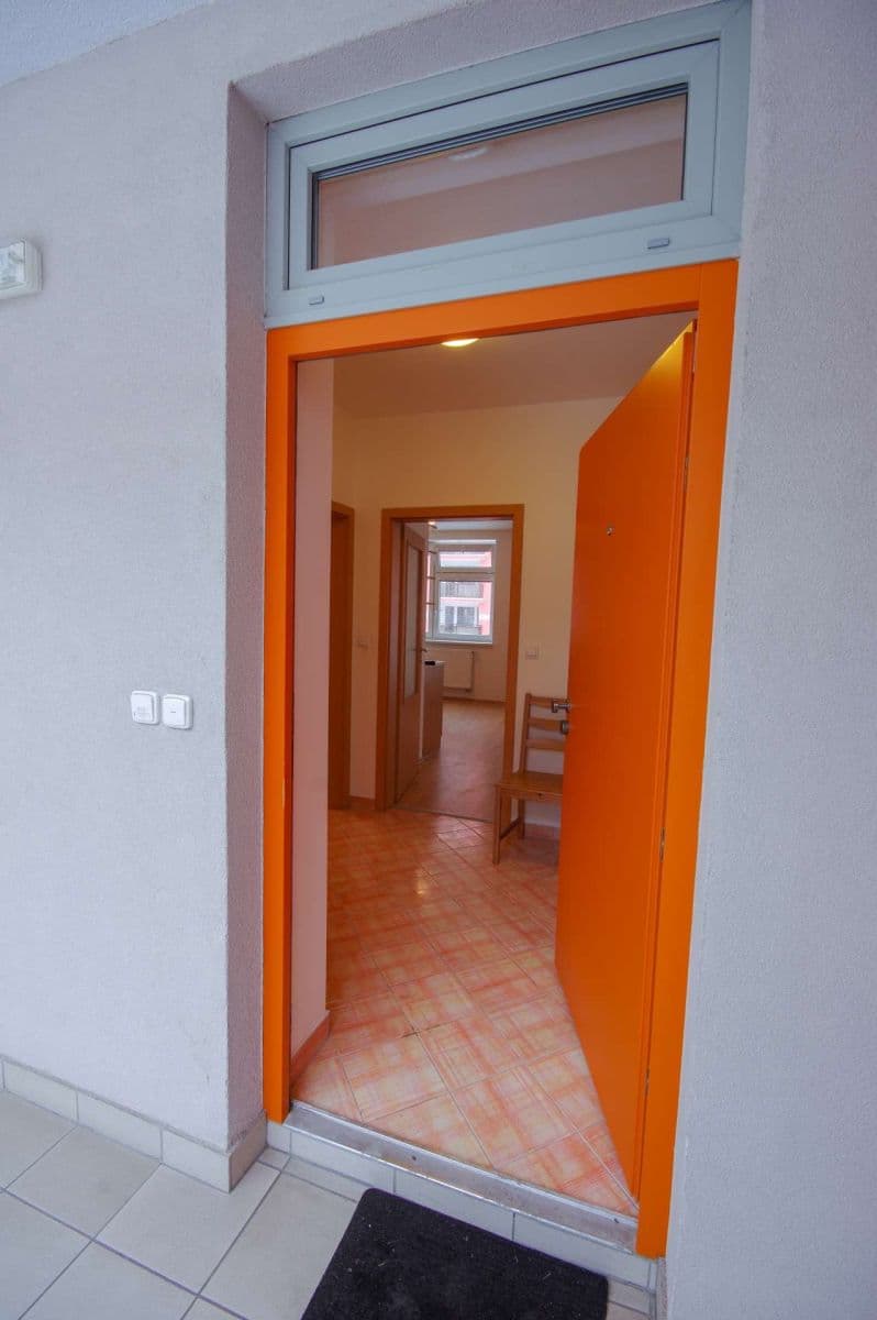 Prenájom bytu 1-izbový 49 m², Novodvorská, Praha, Praha Prenájom bytu 1-izbový 49 m², Novodvorská, Praha, Praha