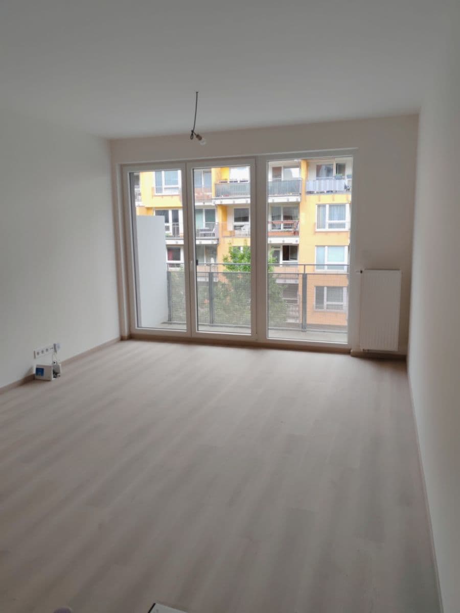 Prenájom bytu 1-izbový 37 m², Gerstelova, Praha, Praha Prenájom bytu 1-izbový 37 m², Gerstelova, Praha, Praha