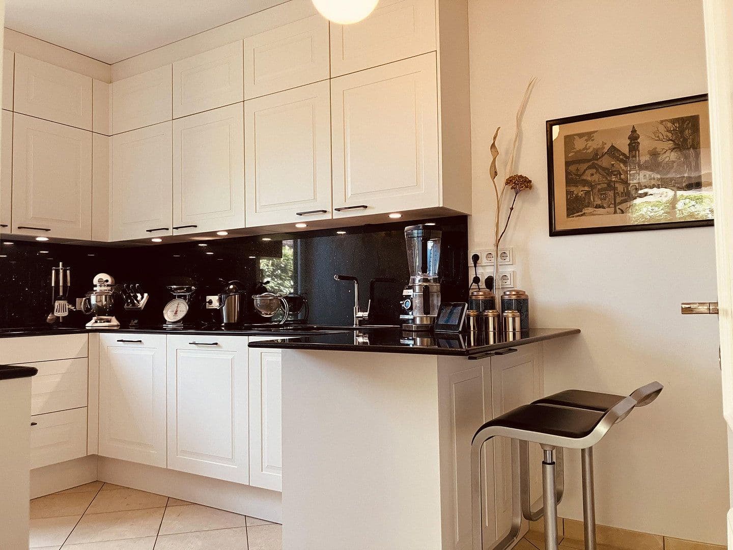 Predaj bytu 4-izbový 138 m², Osserstr. 50, München, Bavorsko Predaj bytu 4-izbový 138 m², Osserstr. 50, München, Bavorsko