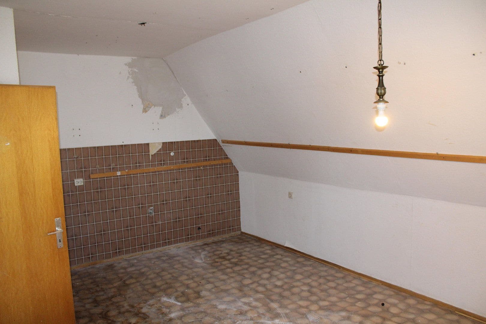 Predaj domu 166 m², pozemek 691 m², Medebach, Severné Porýnie - Westfálsko Predaj domu 166 m², pozemek 691 m², Medebach, Severné Porýnie - Westfálsko
