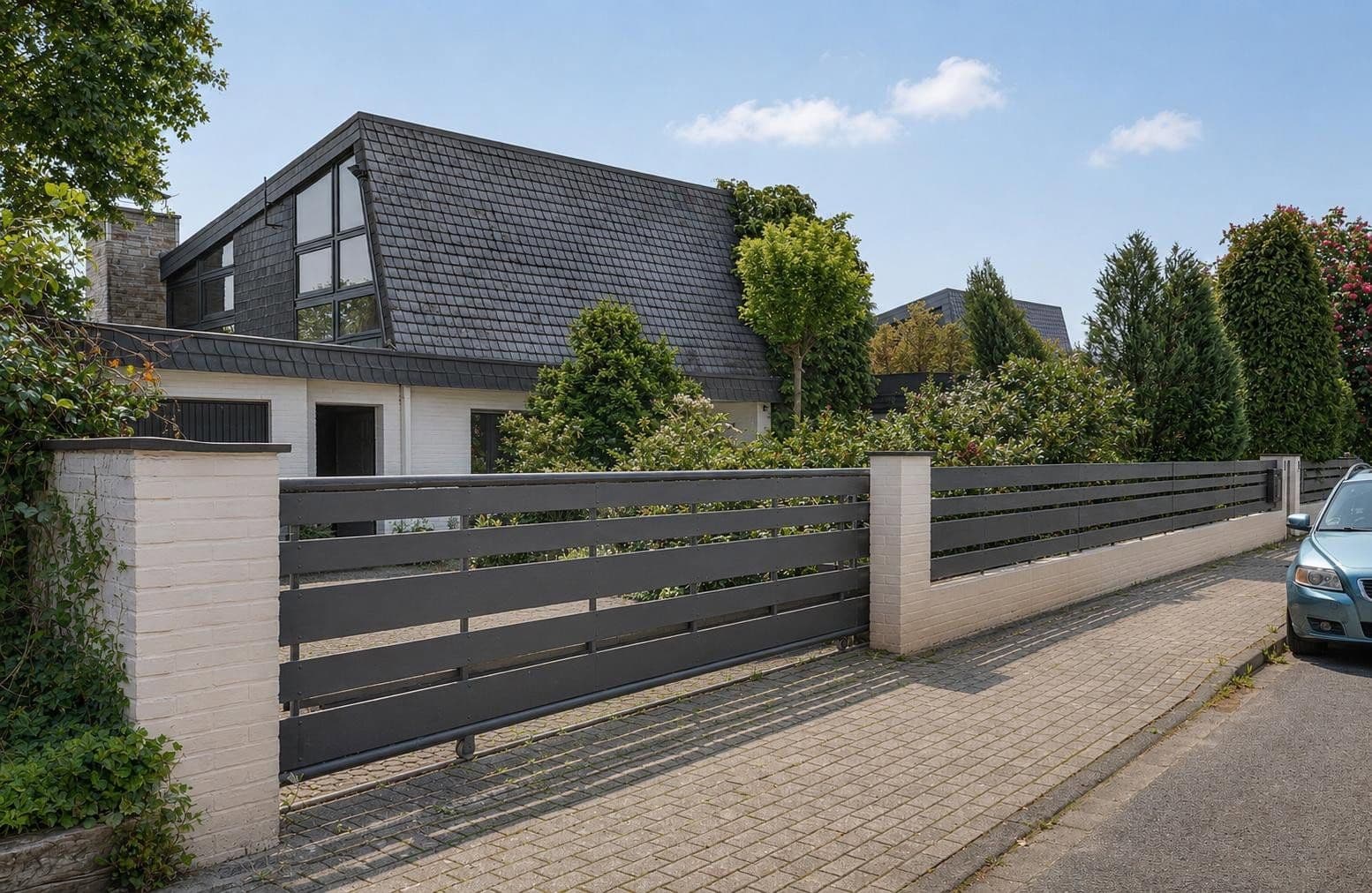 Predaj domu 377 m², pozemek 704 m², Tirgrathsfeldweg 7, Moers, Severné Porýnie - Westfálsko Predaj domu 377 m², pozemek 704 m², Tirgrathsfeldweg 7, Moers, Severné Porýnie - Westfálsko
