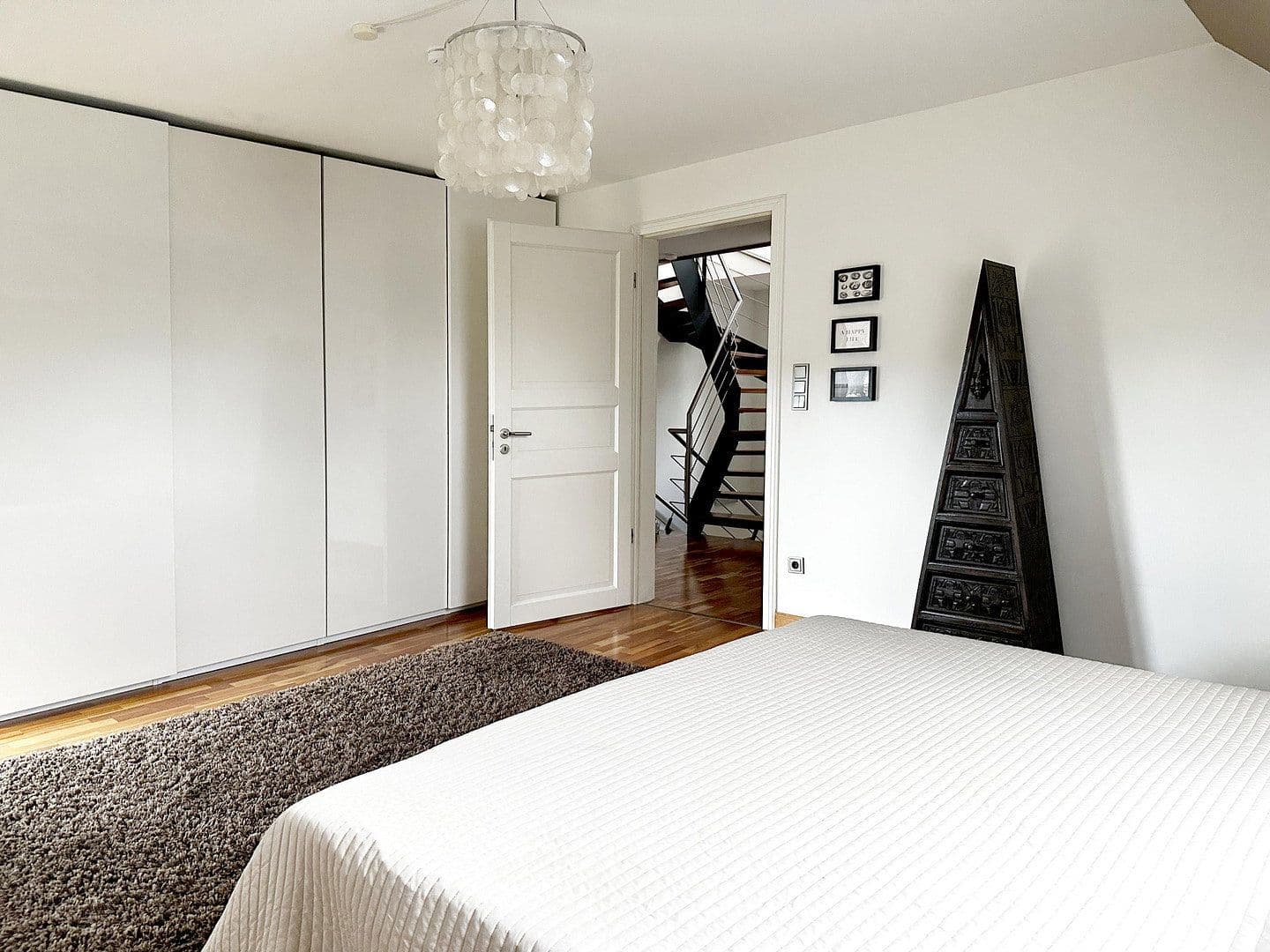 Predaj domu 210 m², pozemek 425 m², Pinneberg, Šlezvicko-Holštajnsko Predaj domu 210 m², pozemek 425 m², Pinneberg, Šlezvicko-Holštajnsko